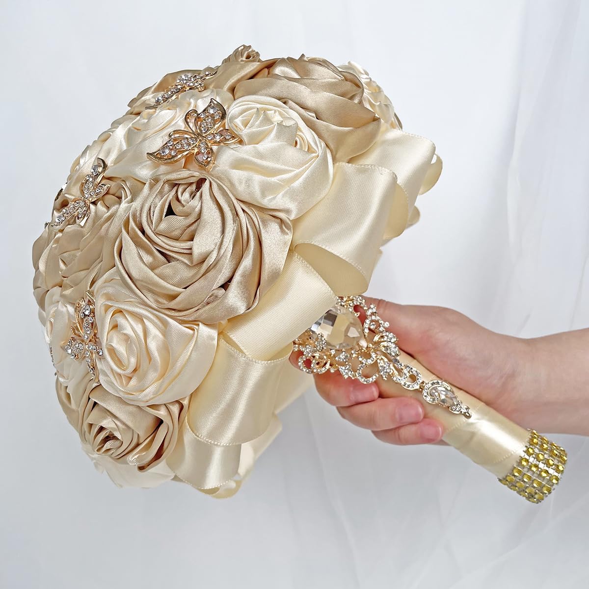 Handmade Floral Satin Rose Butterfly Shape Rhinestone Bridal Bouquet Luxury Golden Rhinestone Artificial Flowers for Wedding