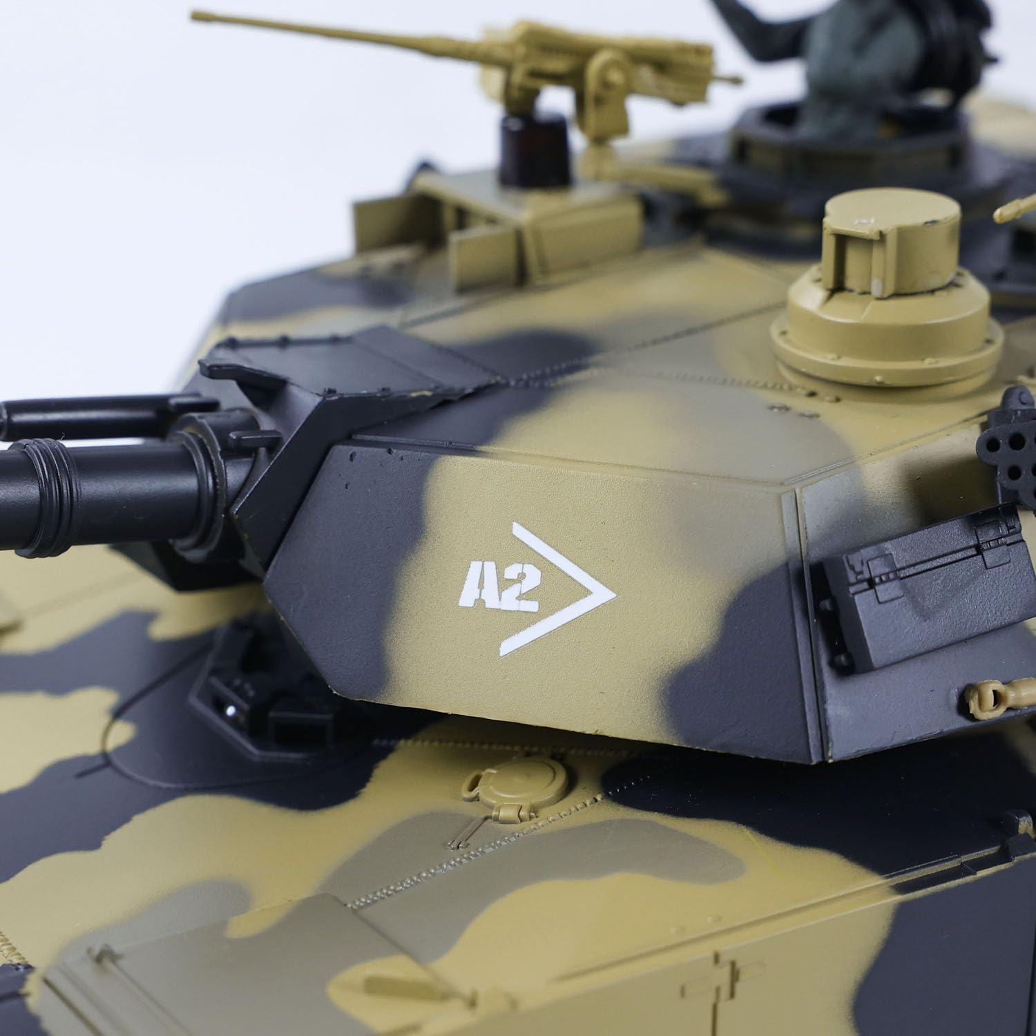 Close-up of the turret on the Henglong 1/24 RC Abrams M1A2 Battle Tank.