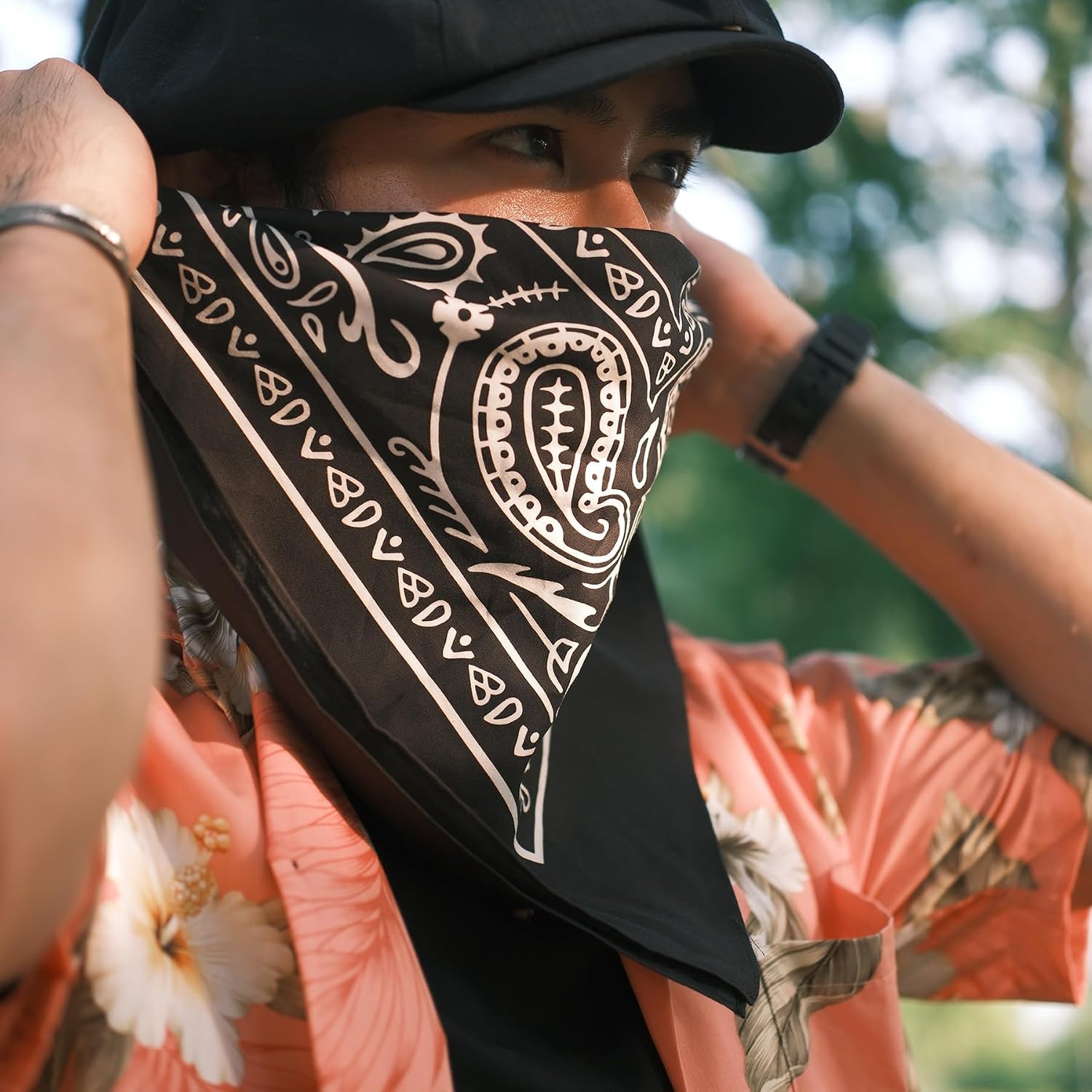 27"x27" Paisley Cotton Bandana Multi-Purpose Headbands (Black)