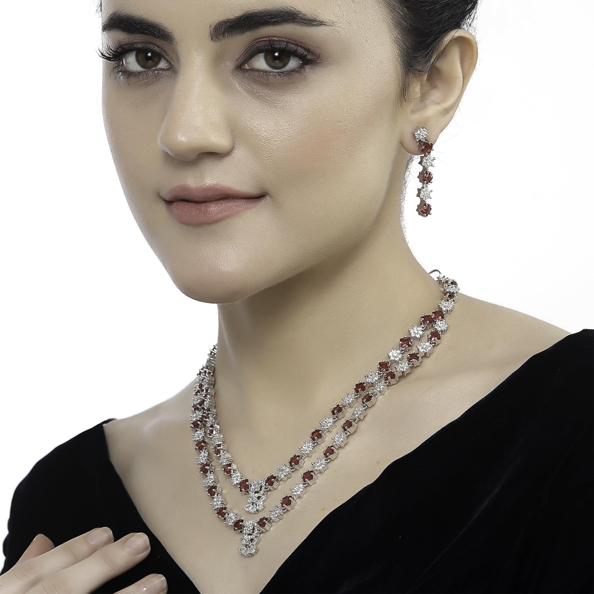 Rhodium-Plated Star Shaped Laye Necklace With Earrings Set