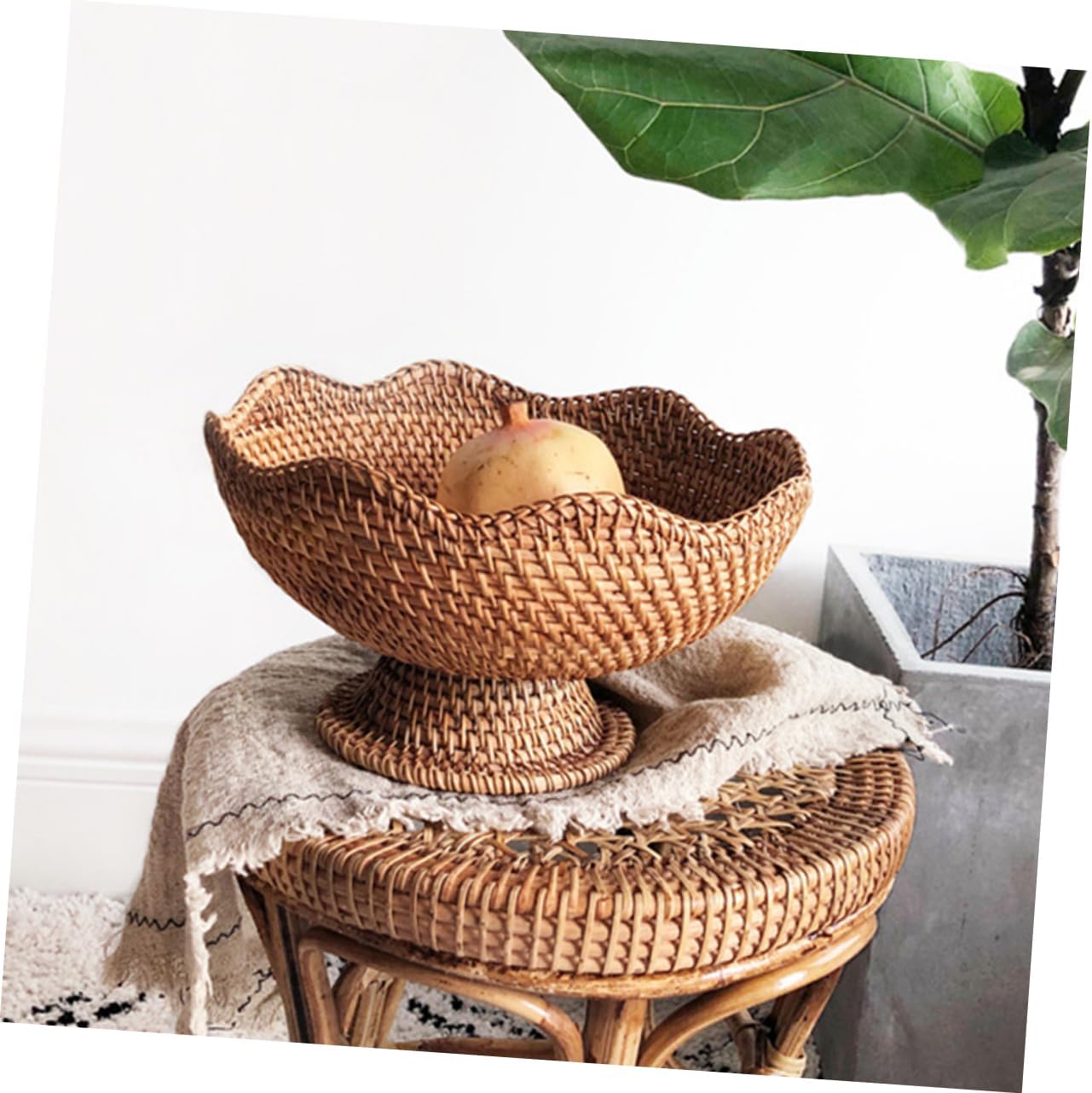 LABRIMP Rattan Decorative Bowl, 1L, Brown, Farmhouse Style, Woven Organizer Basket for Shelves, Food Serving Bowl, Snack Tray Basket