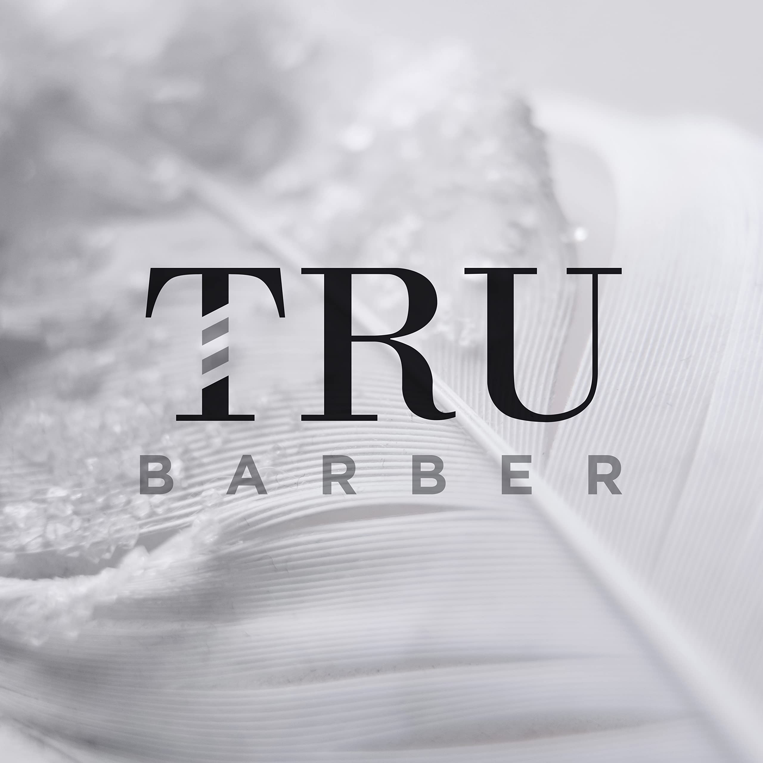 TRU BARBER Capa de Peluqueria XXL, Con Cuello de Silicona, 100% Poliéster, Capa de Peso Ligero y Resistente al Agua, Capa de Salón Profesional con Cierre a Presión Para Corte de Pelo.
