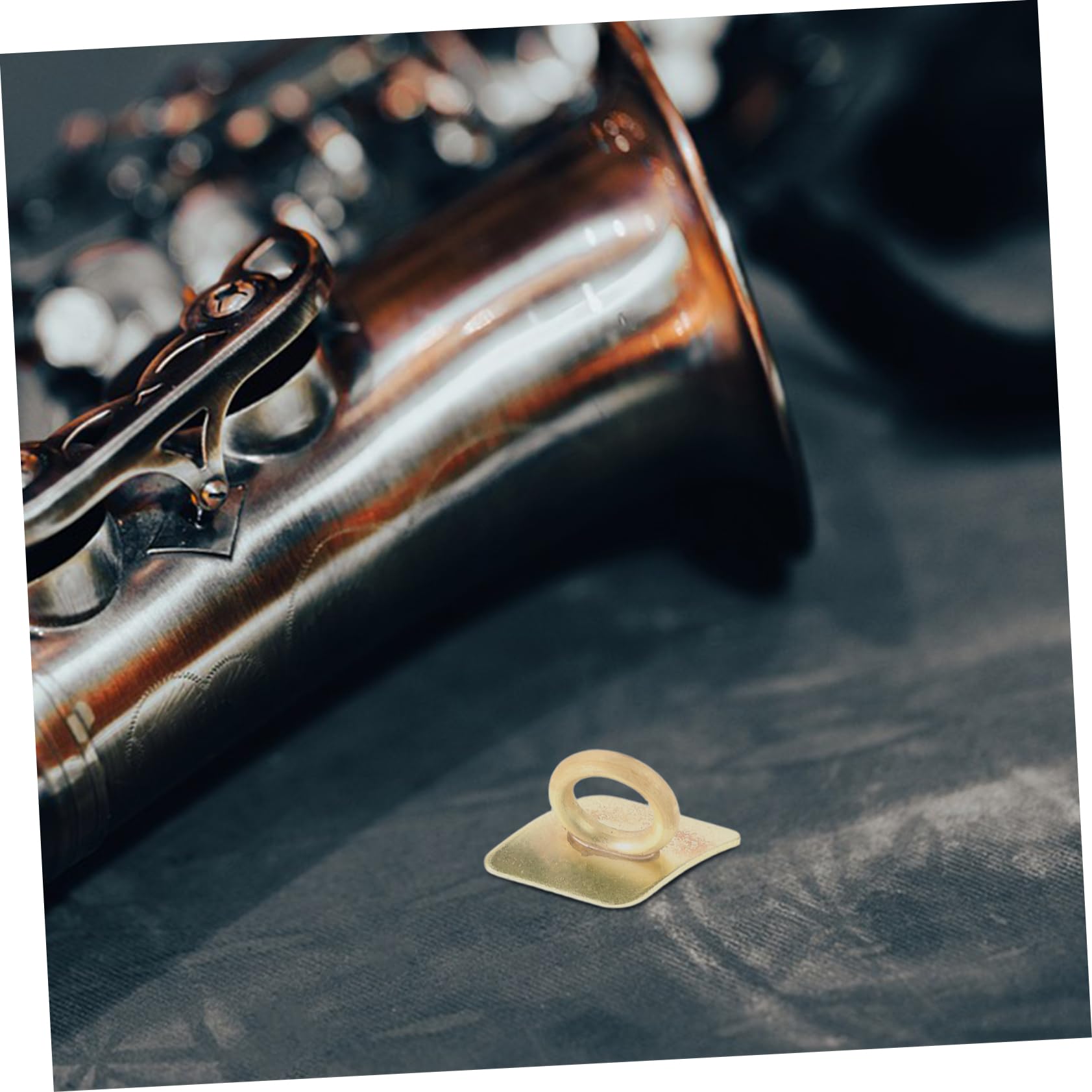 Alto Saksofonowy Zaczep z Mosiężnym Pierścieniem Akcesoria Do Instrumentów Muzycznych Stabilne Mocowanie Do Paska Saksofonu i Innych Instrumentów