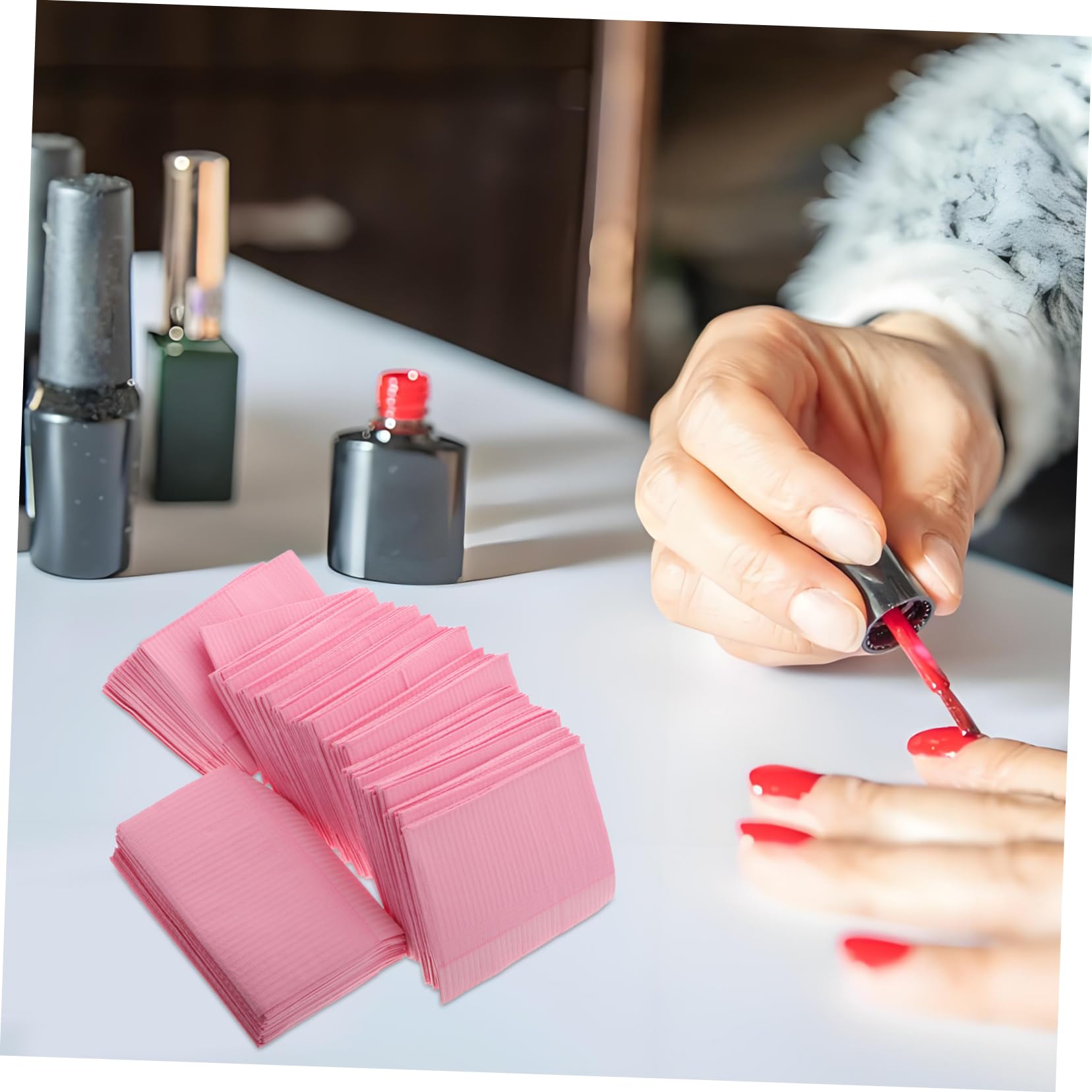 FRCOLOR Tappetini per Unghie Monouso Impermeabili e Resistenti All’olio 125 Pezzi, Non Tessuto Rosa per Salone di Manicure | Oleorepellente, per Manicure e Salone Unghie, Fogli per Tavolo Pratici