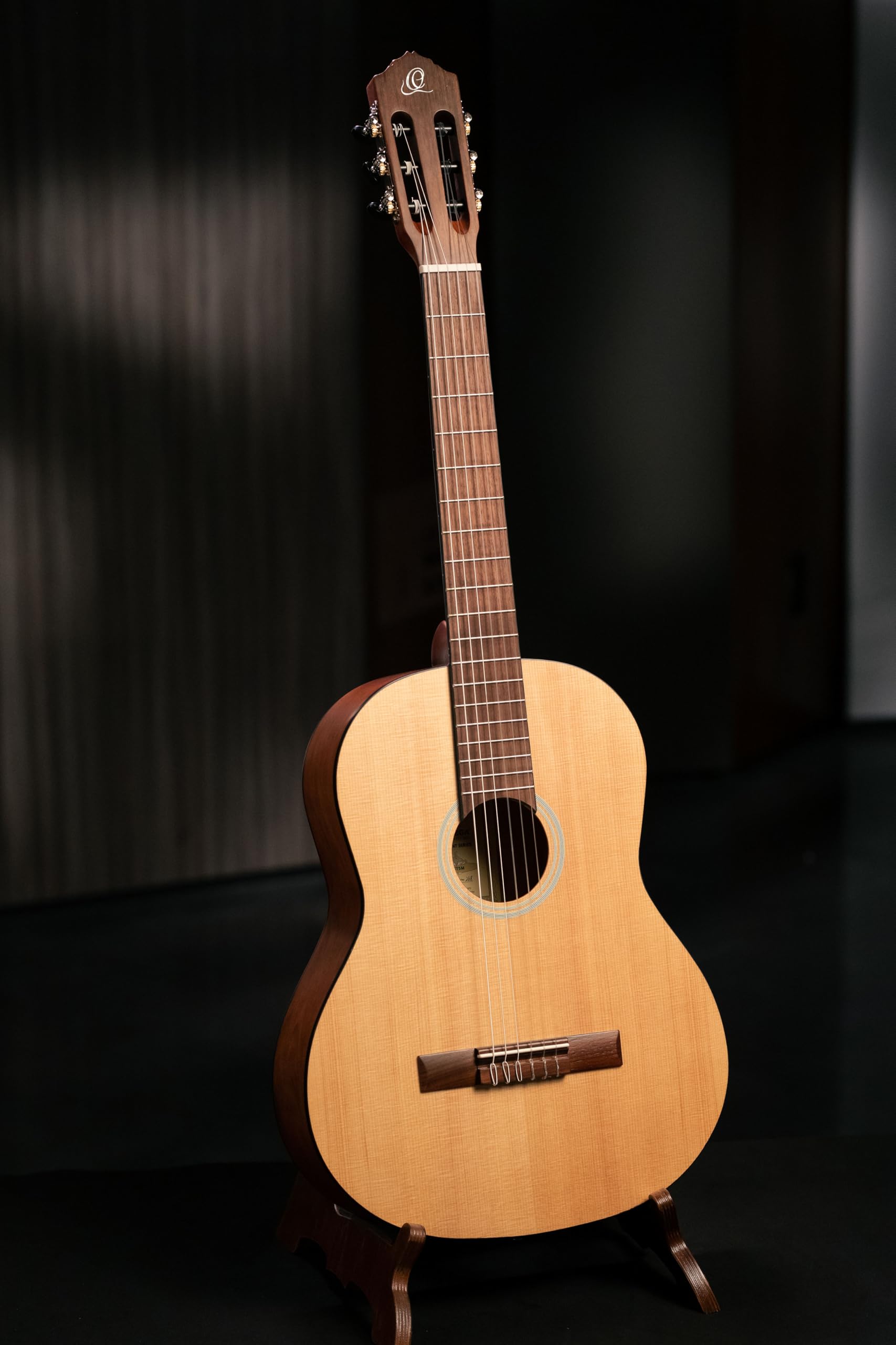 Ortega Guitars 4/4 Konzert Gitarre – Student Series – Fichte, Katalpa, Natur (RST5M)