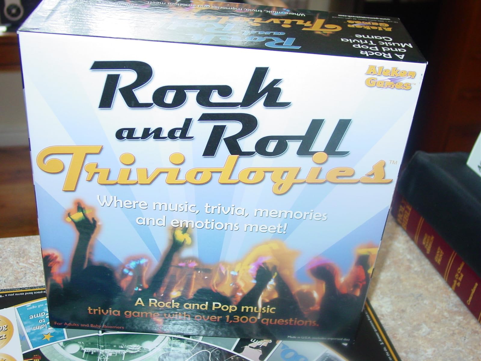 Amazon.com: Aleken Games Rock & Roll Triviologies : Toys & Games