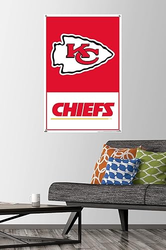 Miniatura 2 de Trends International NFL Kansas City Chiefs - Póster de pared con logotipo 21, 22.37 x 34.00 pulgadas, paquete de póster prémium y alfileres