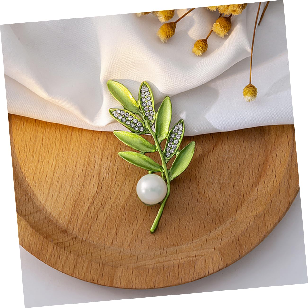 Elegant 5pc Pearl Leaf Set Decorative Women's Clothing Brooch Aesthetic Pin for Outfit