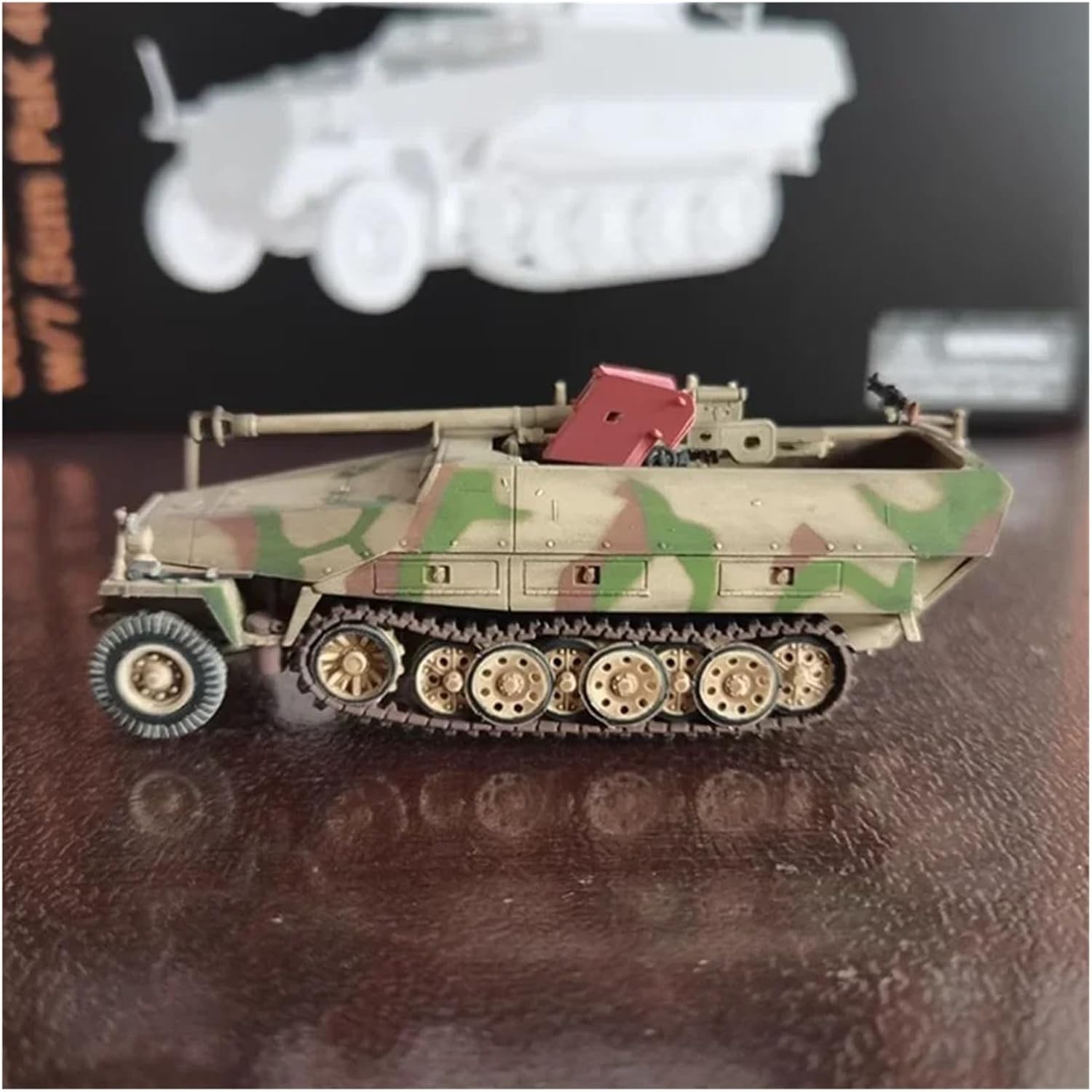 Realistic Tank 1:72 Scale for Anti-Tank Pistol Vehicle Type D Model Kit Static Die Casting Collectible Ornaments Static Tank Model