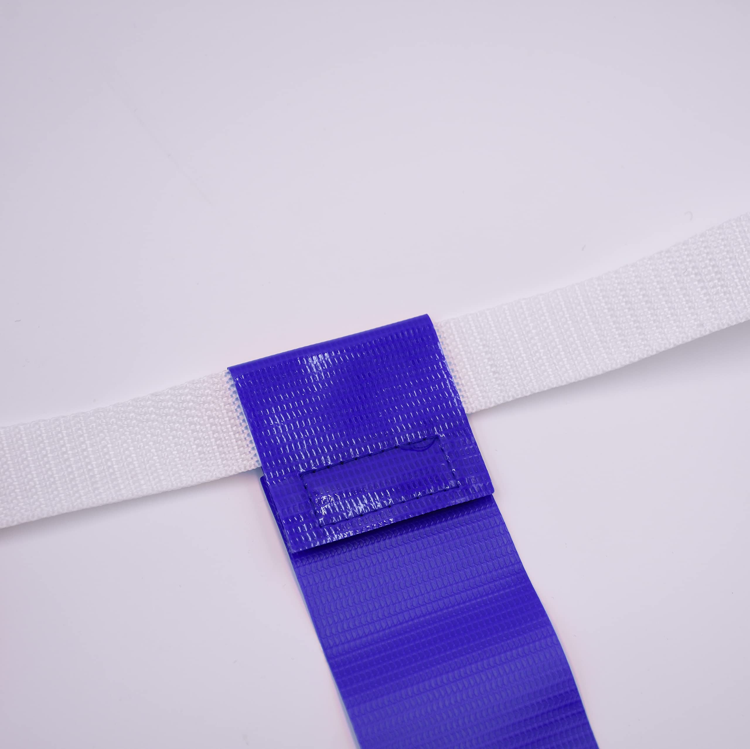 Set di bandierine da calcio per giocatori, 14 cinture resistenti e durevoli con 42 bandiere, bonus 4 coni e 1 borsa con coulisse (21 bandiere rosse e 21 bandiere blu), attrezzatura per allenamento di