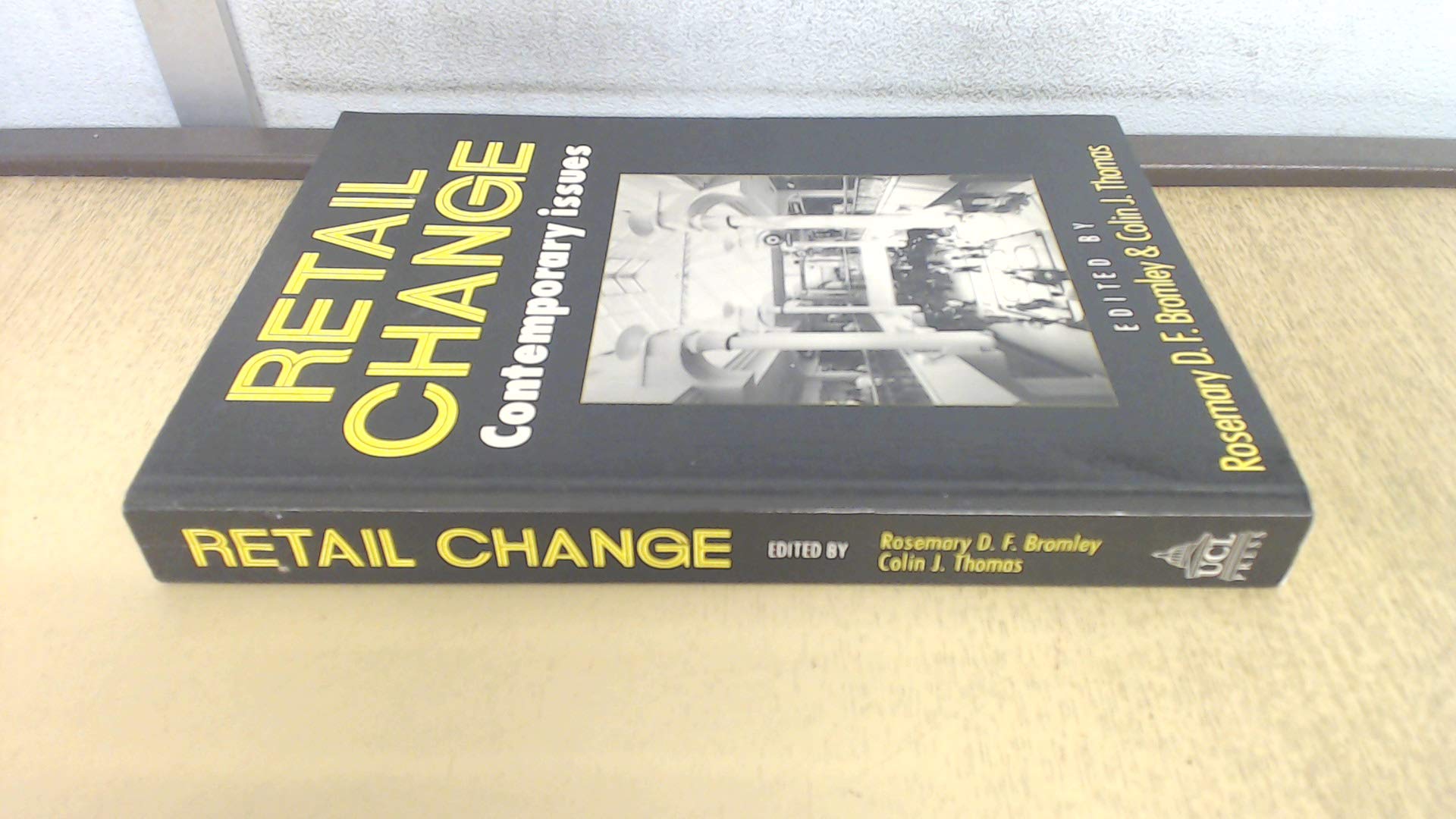 Retail Change: Contemporary Issues | Comprendre la crise des magasins physiques