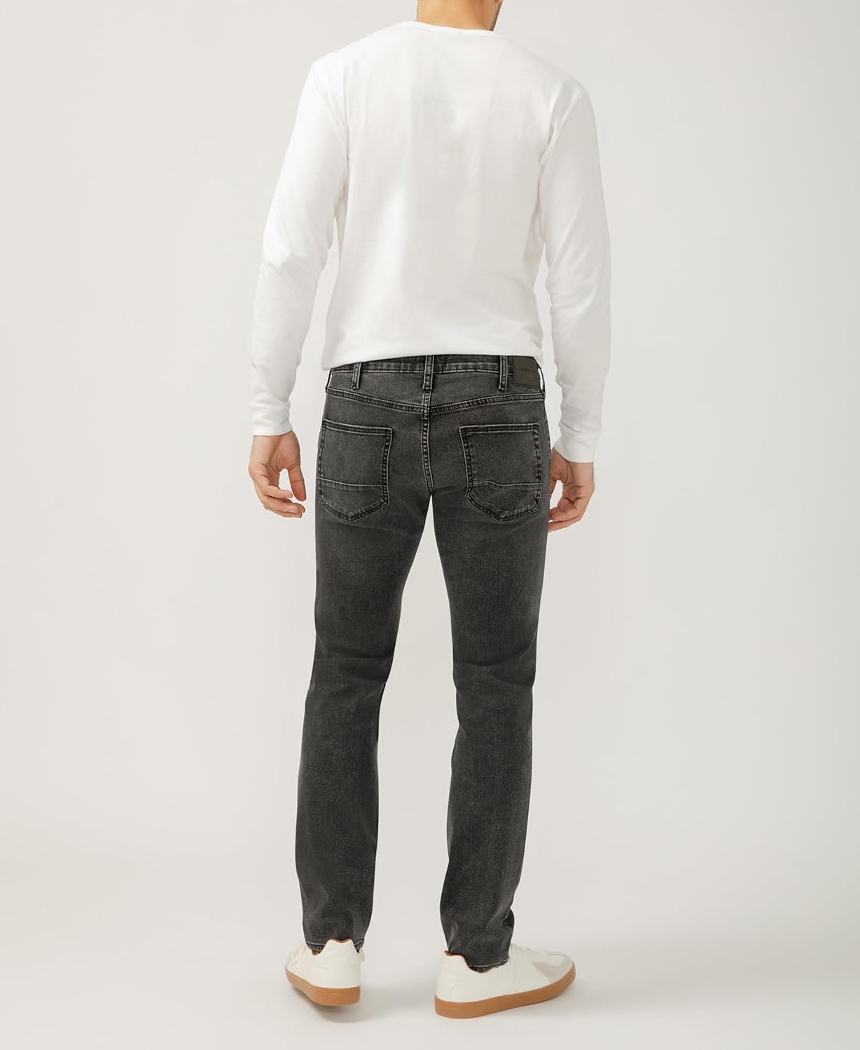 Silver Jeans Co. Mens Konrad Slim Fit Slim Leg Luxe Heritage Jeans - Image 2