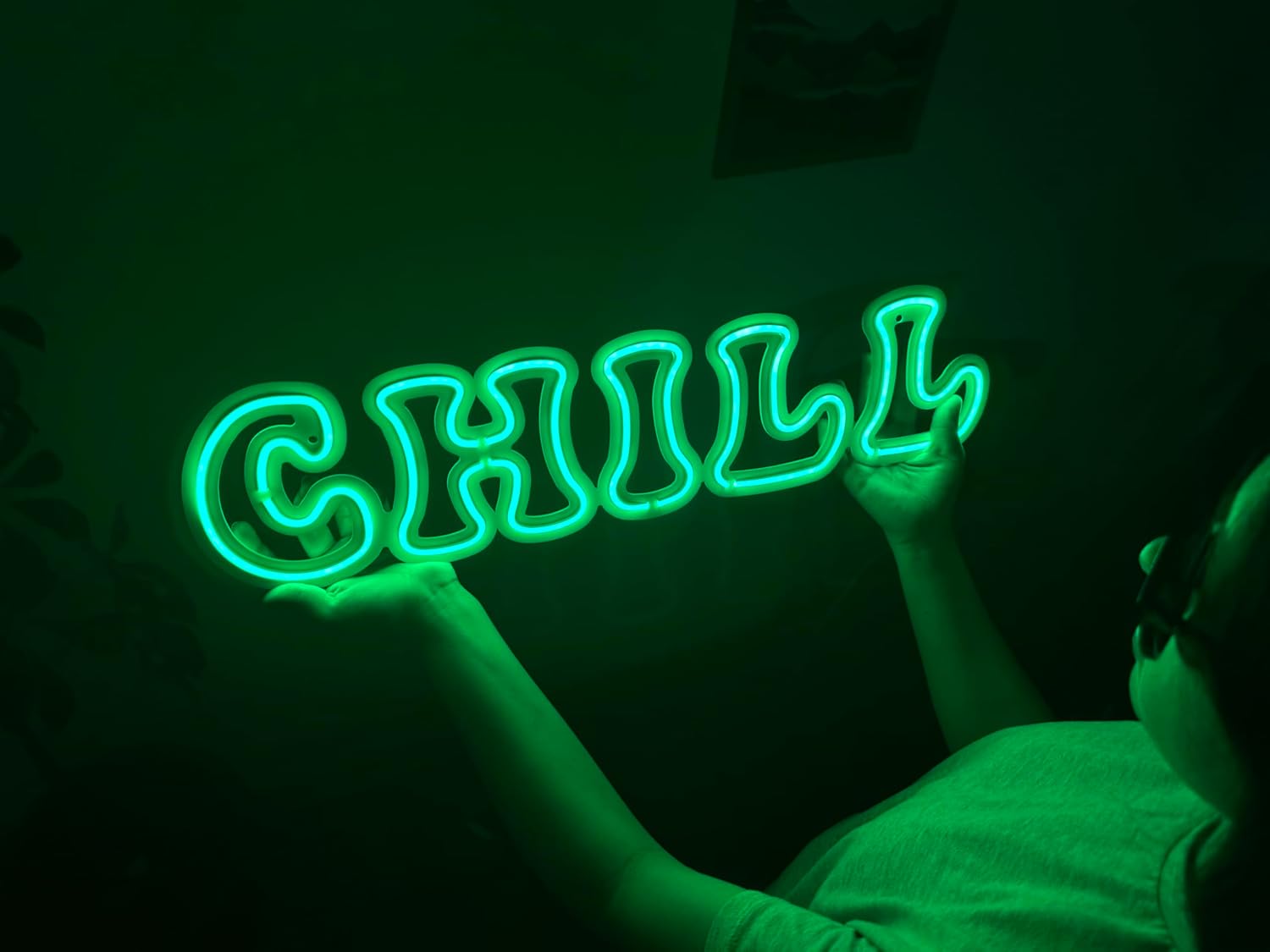 Chill Wall Sign, Neon Metal Wall Art, Chill Wall Decor, Neon Wall Decor, Neon Wall Sign, LED Light Decor, Home Office Cafe Pub Wall Decor (Without Remote Control)