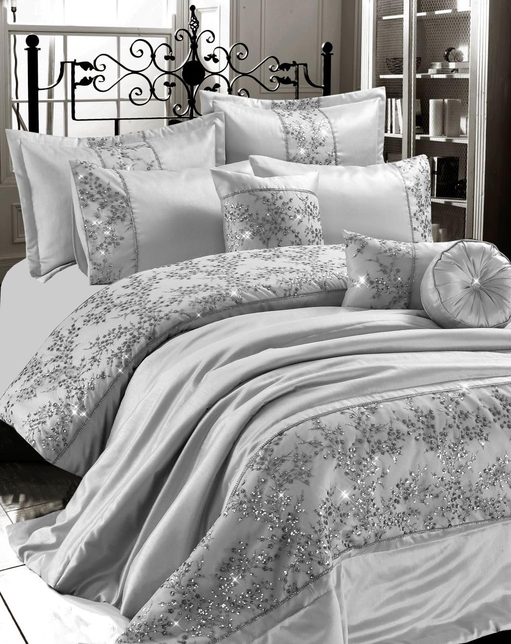 Luxurious Embroidered Gigi Duvet Quilt Cover Bedding Set with Matching Pillowcases, Bedspread Throw with Pillow shams & Filled Cushion Bedroom Linen Set (Silver Grey, Bedspread with Pillowshams)