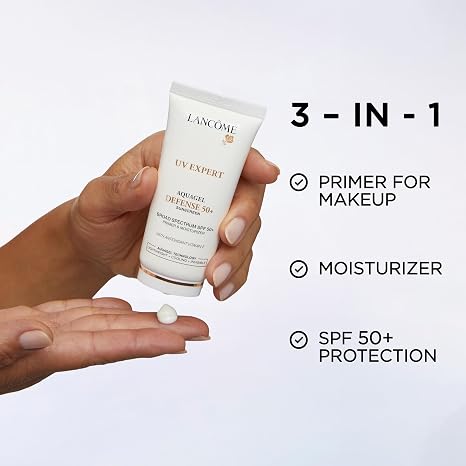مجموعة العناية بالبشرة الروتينية لتفتيح البشرة من لانكوم - Clarifique Double Treatment Essence، Clarifique Pro-Solution Serum & UV Expert Primer مع عامل حماية من الشمس SPF 50