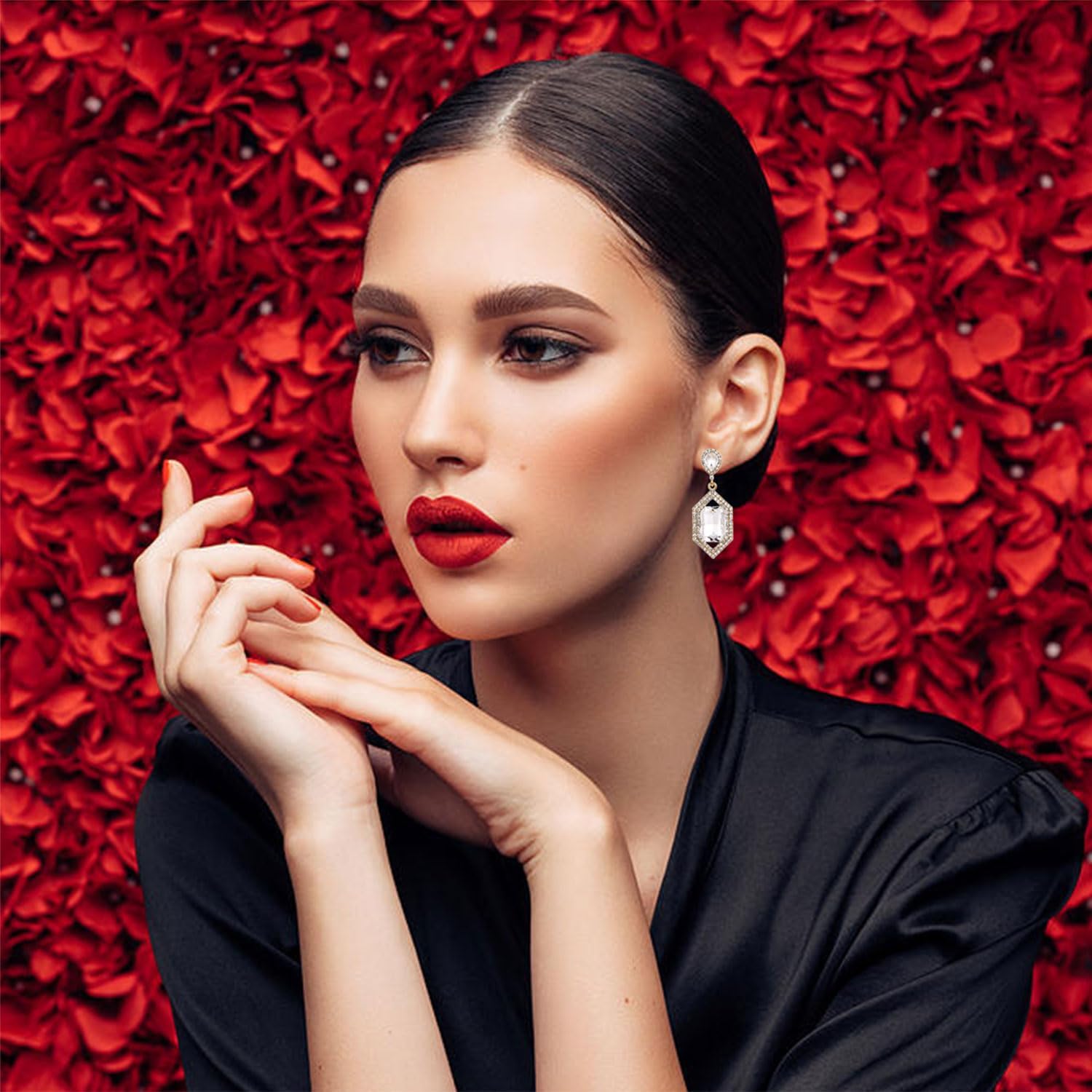 Vintage Rhinestone Statement Earrings Retro Geometric Earrings Crystal Drop Dangle Earrings for Women - Image 3