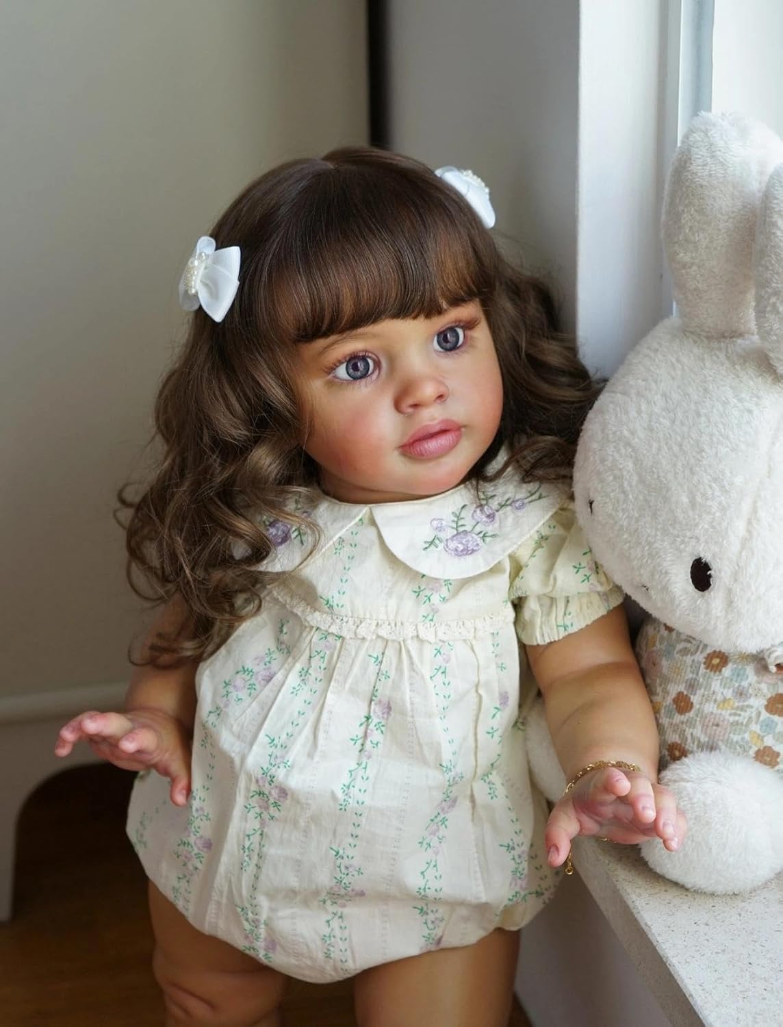 Anano Big Size Reborn Baby Dolls - 26 Inch Realistic Reborn Toddler Baby Girls Dolls, Real Life Baby Doll Rooted Hair Lifelike Toddler Dolls Sweet Face Real Baby Size with Accessories