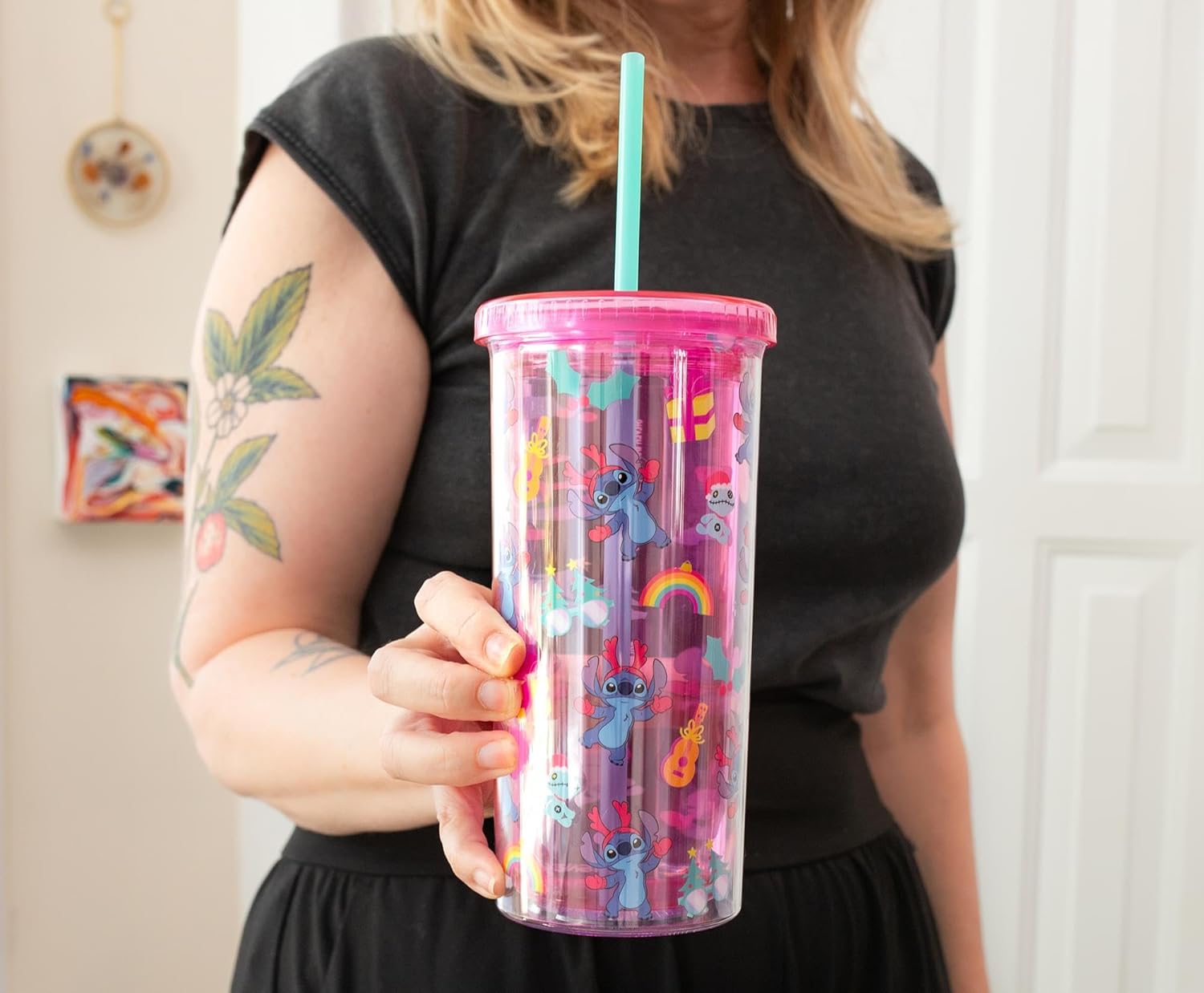 Disney Lilo & Stitch Christmas Stitch Plastic Carnival Cup With Leak-Resistant Lid and Reusable Straw | Holds 20 Ounces - Image 7