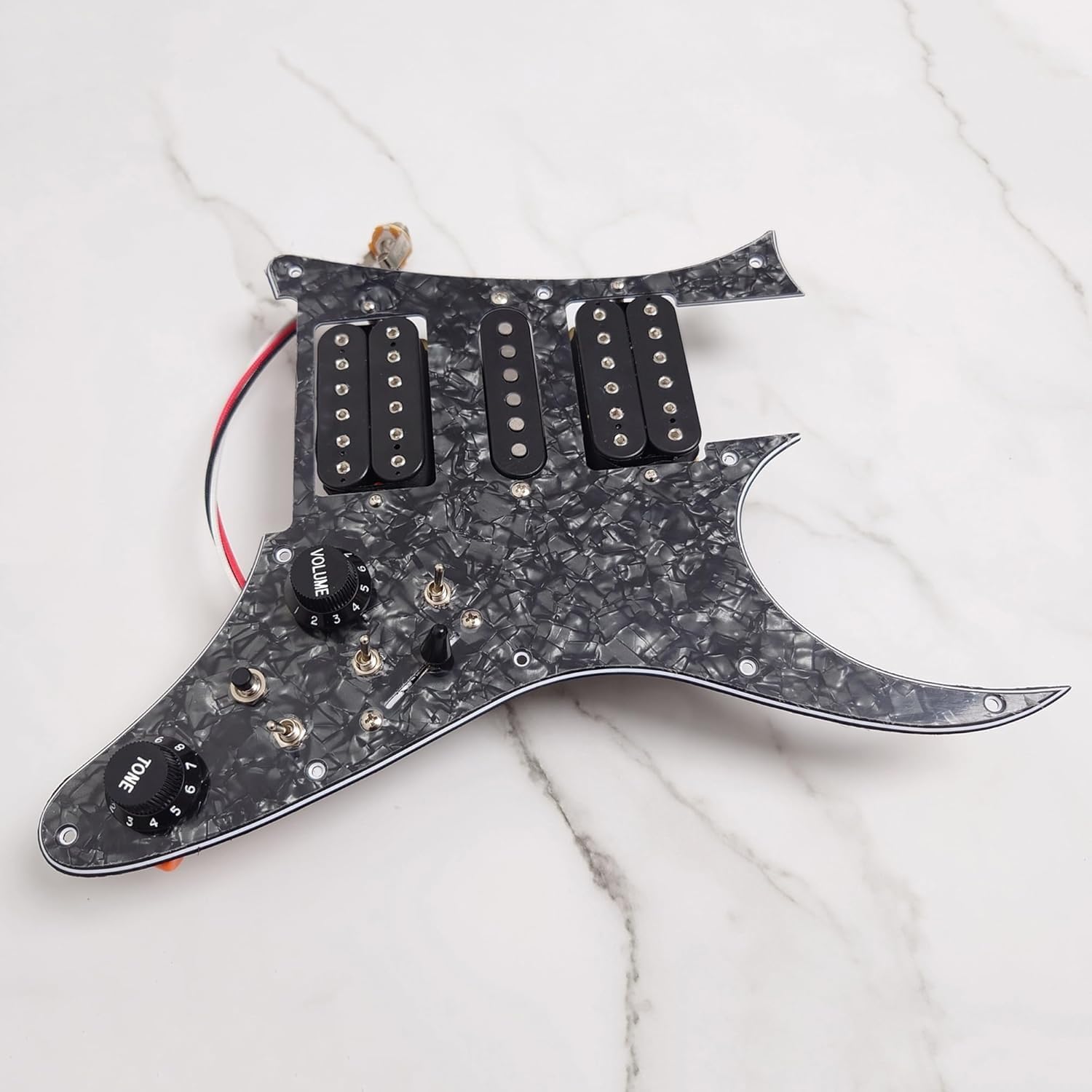 HSH Wstępnie okablowany Pickguard Alnico 5 przetworniki z pojedynczą cewką/Humbucker, rozdzielanie cewki, ulepszony przełącznik osłona kostki do gitary elektrycznej Ibanez RG