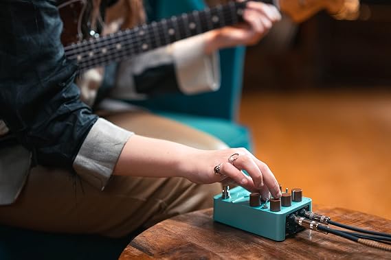 Universal Audio Del-Verb Ambience Companion Gitar Pedal