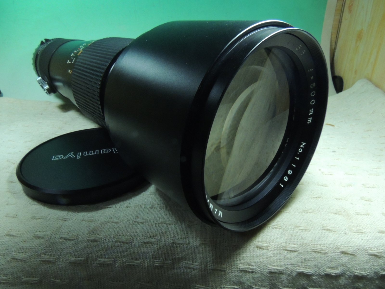 【美品】マミヤ645 MAMIYA SEKOR C 500mm望遠レンズ Amazon.co.jp: mamiya 645 C 500mm F5.6 : 家電＆カメラ