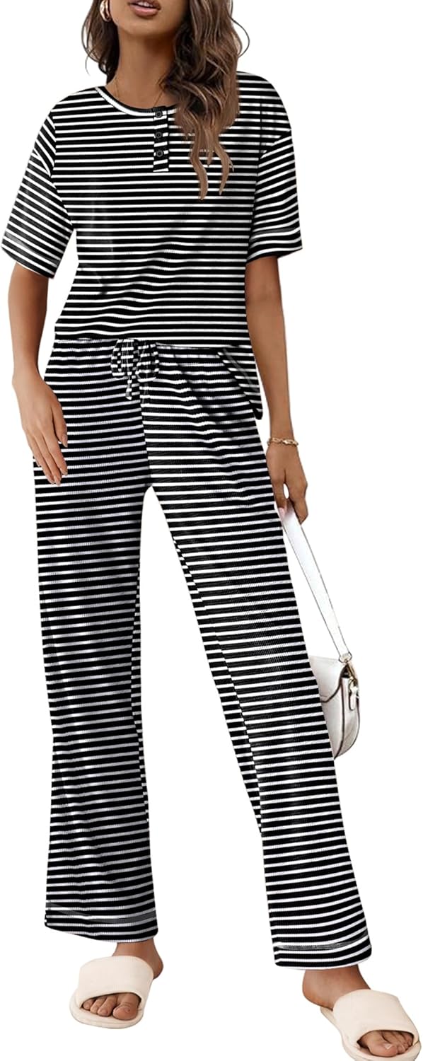 Ekouaer Lounge Sets for Women Waffle Knit Womens Pajama Sets 2 Piece Pjs Sets with Pockets Short Sleeve Top Long Pant