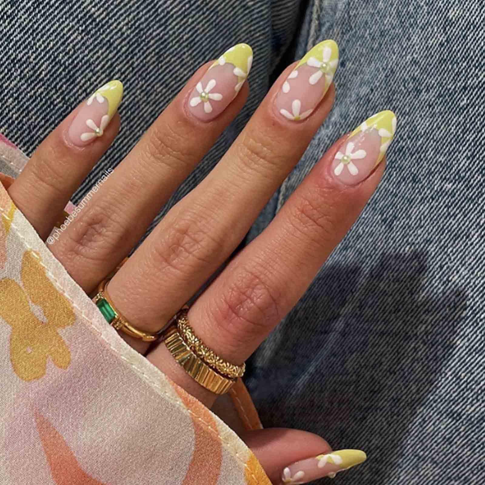 DANMANR French Medium Press on Nails Yellow False Almond Nails Full Cover Acrylic Flower Fake Nails for Women and Girls 24PCS