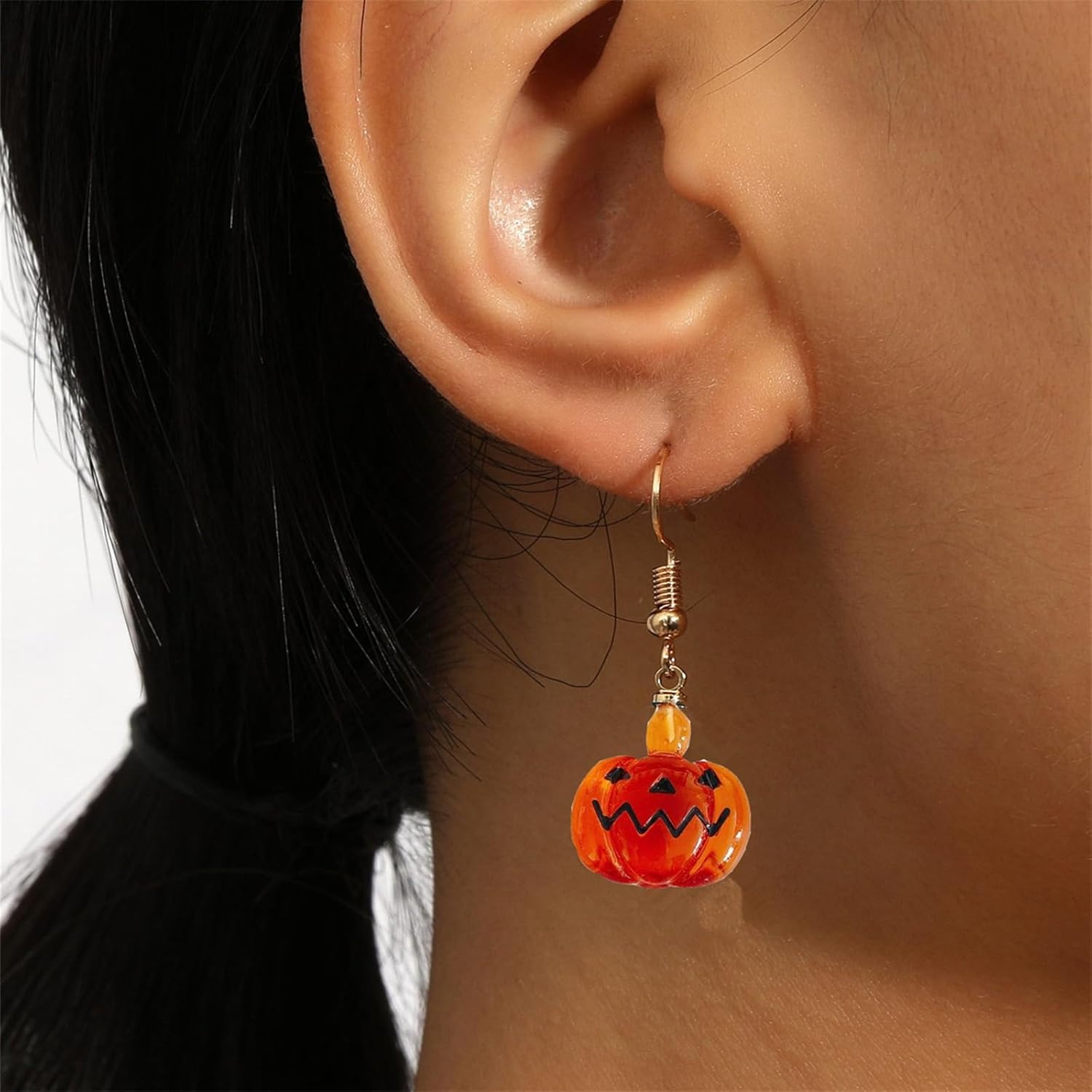 Ghost Pumpkin Small Earrings 3D Funny Resin Evil Pumpkin Face Spider Lightweight Spooky Dangle Drop Earrings for Women Gothic Halloween Cosplay Party Thanksgiving Day Holiday Fashion Jewelry - Image 2