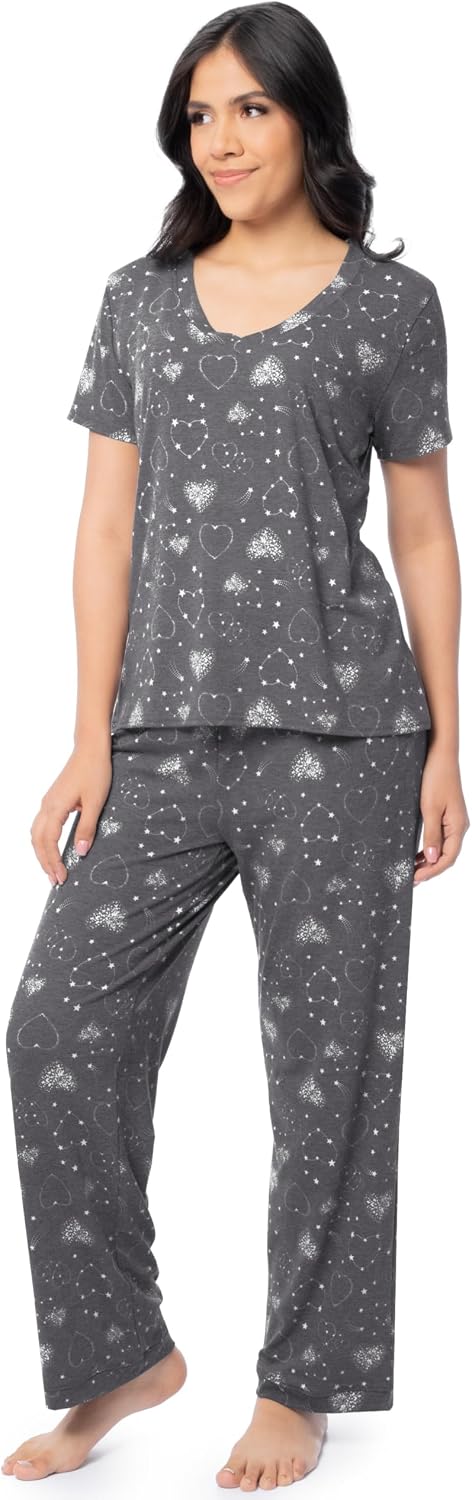 Fruit of the Loom womens Short Sleeve Tee and Pant 2 Piece Sleep Set