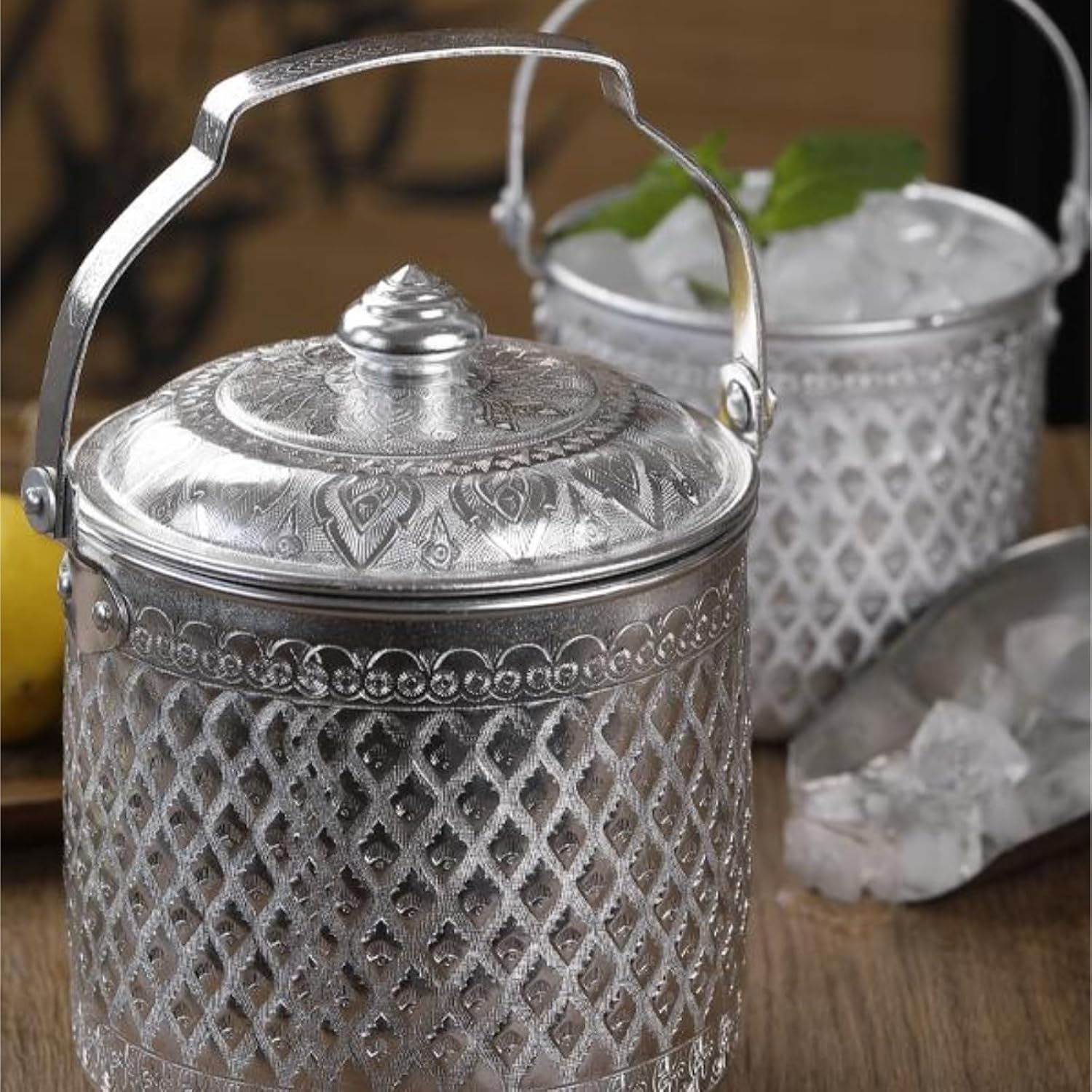 Thai Ice Bucket with Handle Champagne Bucket Wine Beer Chiller Metal Beverage Tub(14x15x23.5cm)