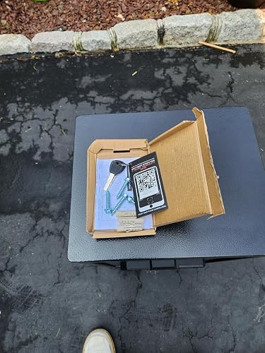 Review Image by MMM