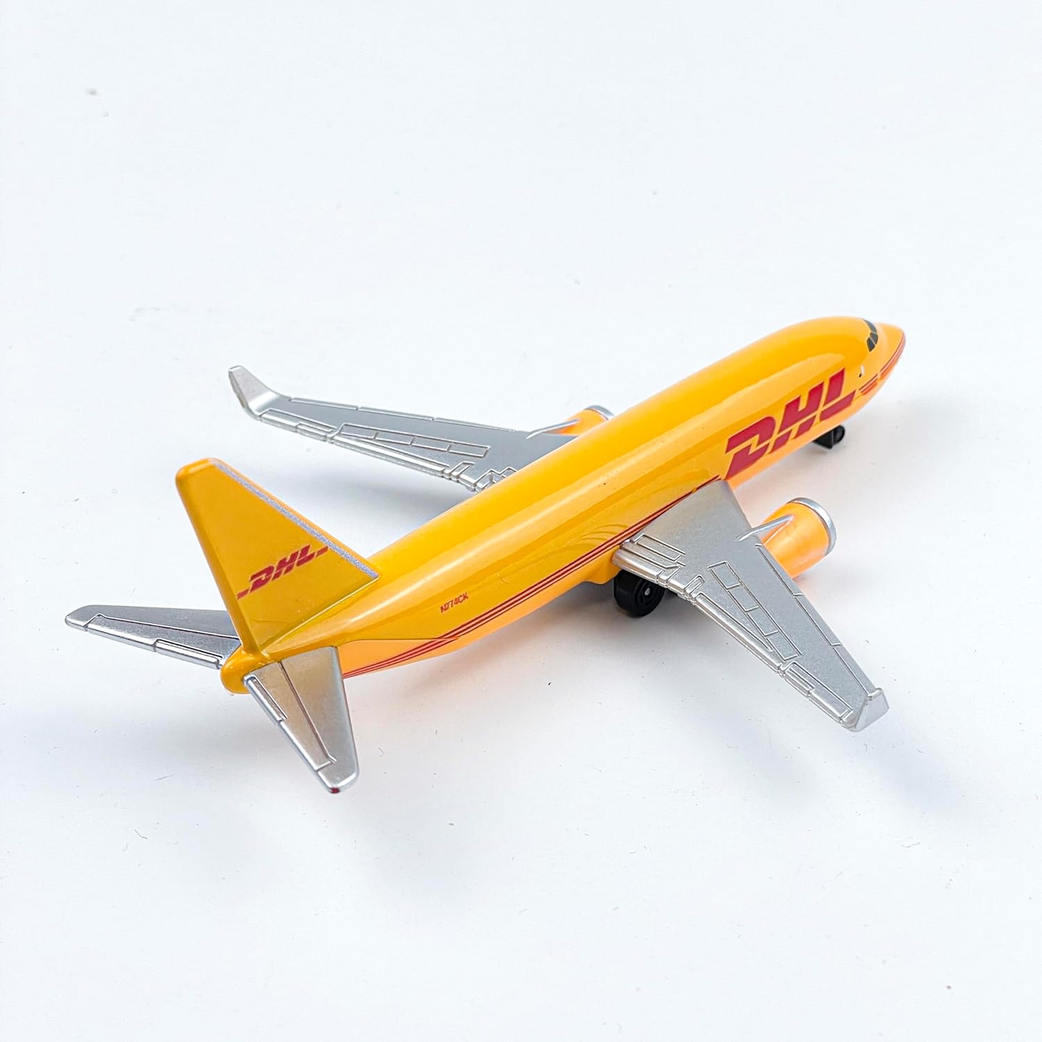 AVIAMUSE DHL Airplane Model, Single Plane Die-cast Model Planes Aircraft Suitable for Collection & Christmas, Birthday Gifts