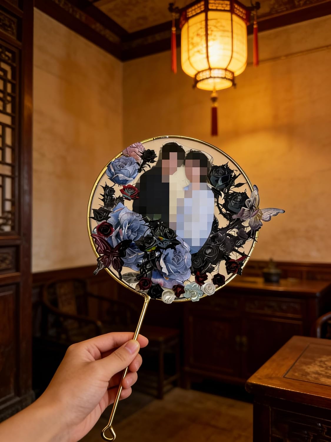 Custom Only Handmade Resin Photo Hand Fan, Personalized Kpop Idol Picture Round Fan, Handcrafted Decorative Fan for Concert, Gift for Lover, Friend, Family and Fans
