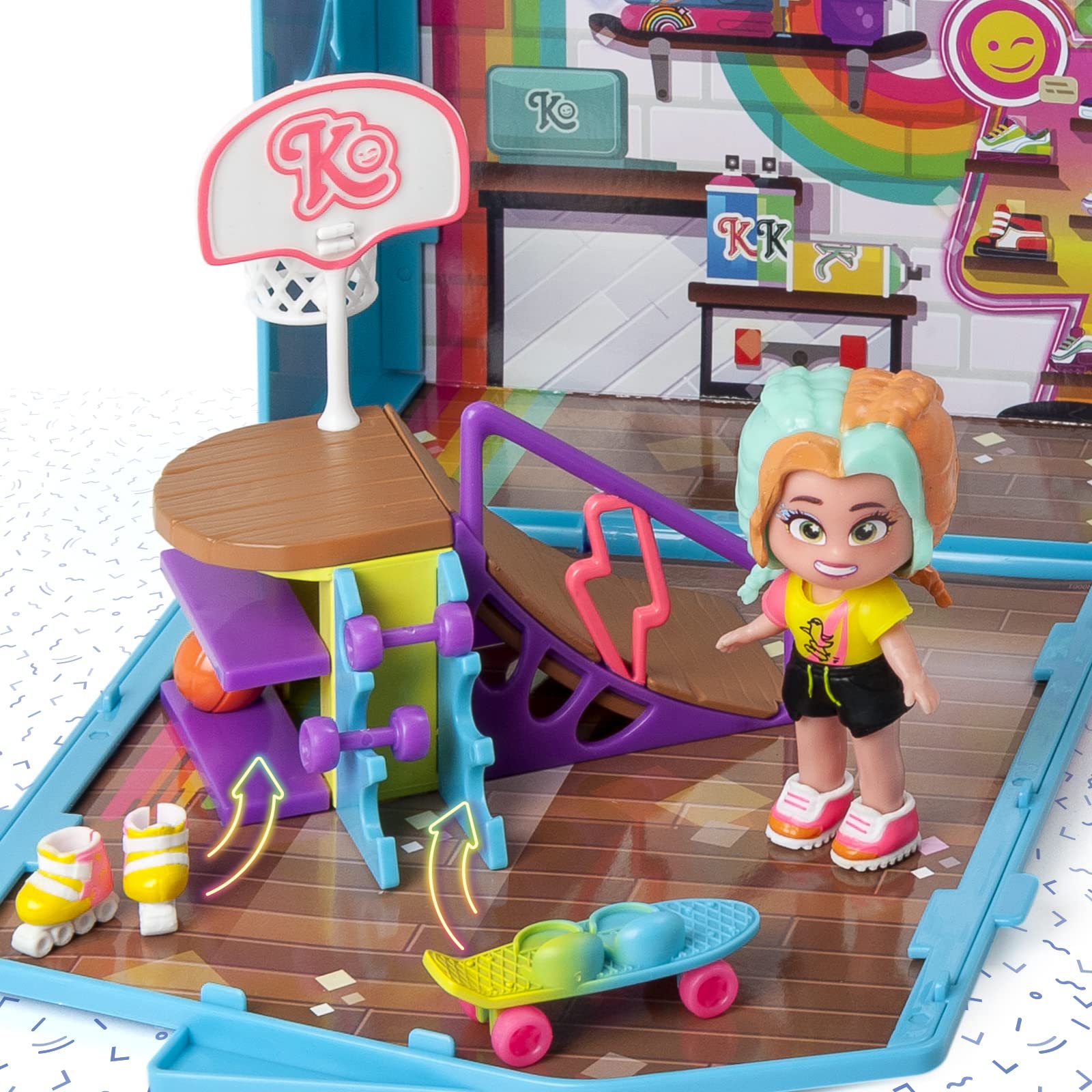 KOOKYLOOS Lizzie's Pop Up Sport Shop sklep z akcesoriami, ekskluzywną lalką z 3 zabawnymi wyrazami twarzy, 2 ekskluzywnymi zwierzętami