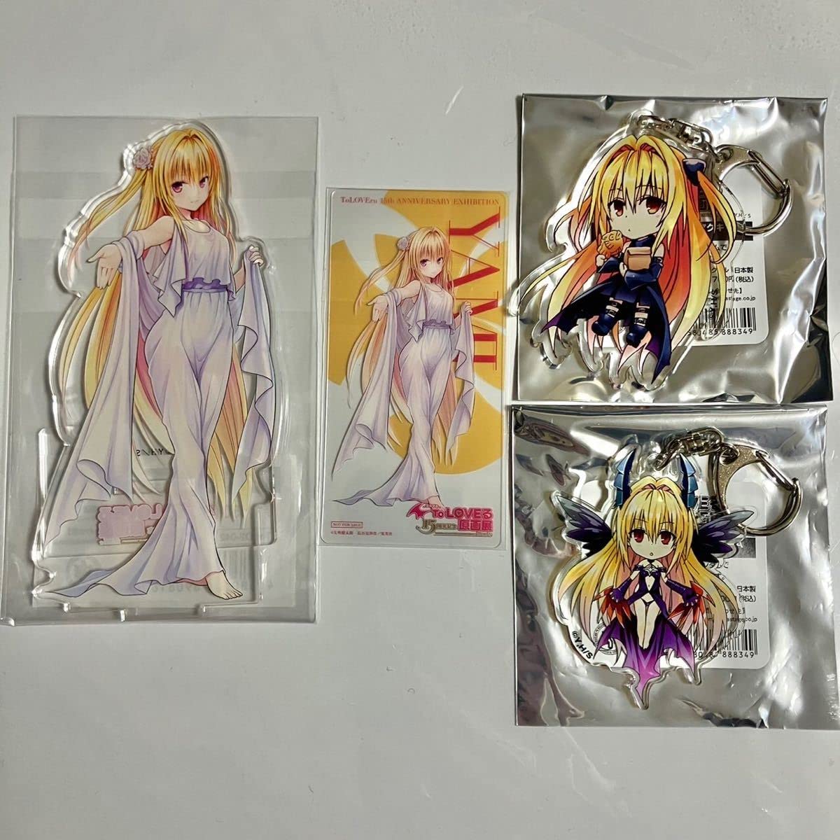 y*o様 ToLOVEる アクリルスタンドセット 15cm A Amazon.co.jp: ToLOVEる 原画展 アクリルスタンド ランダムアクキー
