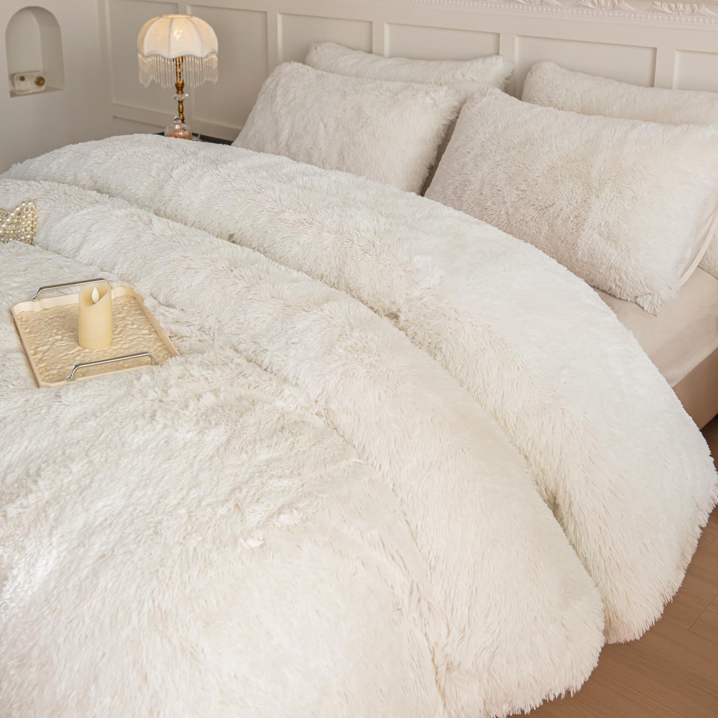 chovy Faux Fur Plush White Comforter Sets King - Ultra Soft Shaggy Flannel Velvet Fluffy Fuzzy 3PC Bedding Set （Comforter x 1 Pillowcases x 2） - Image 4