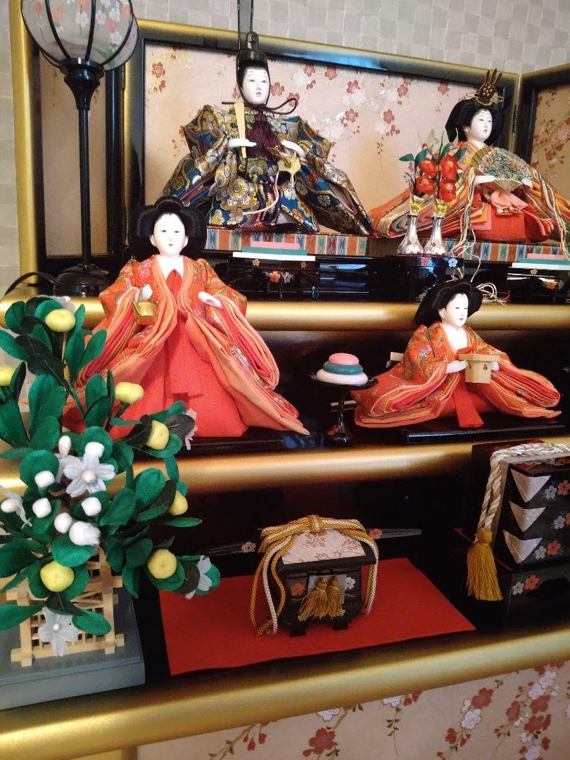 ②御雛様　三段飾り(別出品との3セット商品) ①御雛様 三段飾り(別出品との3セット商品)