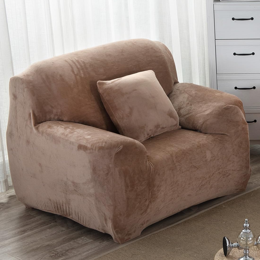 vctops 1-Piece Velvet Plush Stretch Chair Sofa Slipcover Soft Fuzzy Fluffy Armchair Covers Non-Slip Furniture Protector with Elastic Bottom for Kids,