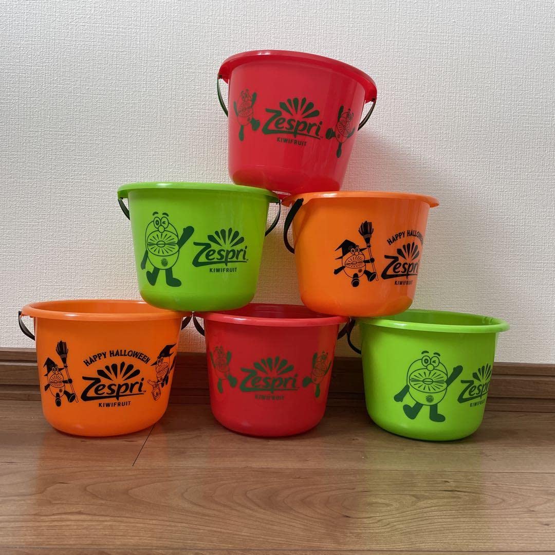 キウイブラザーズ　6体セット　フィギュア　ゼスプリ Amazon.co.jp: ゼスプリ キウイブラザーズ フィギュア 4個セット