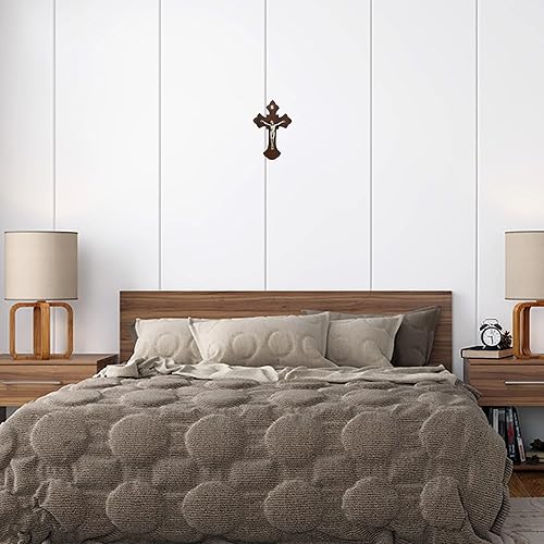 Miniatura 6 de Needzo Crucifijo de pared de madera con centro de peltre, decoración religiosa para el hogar u oficina para paredes, estantes, mesas o escritorios y