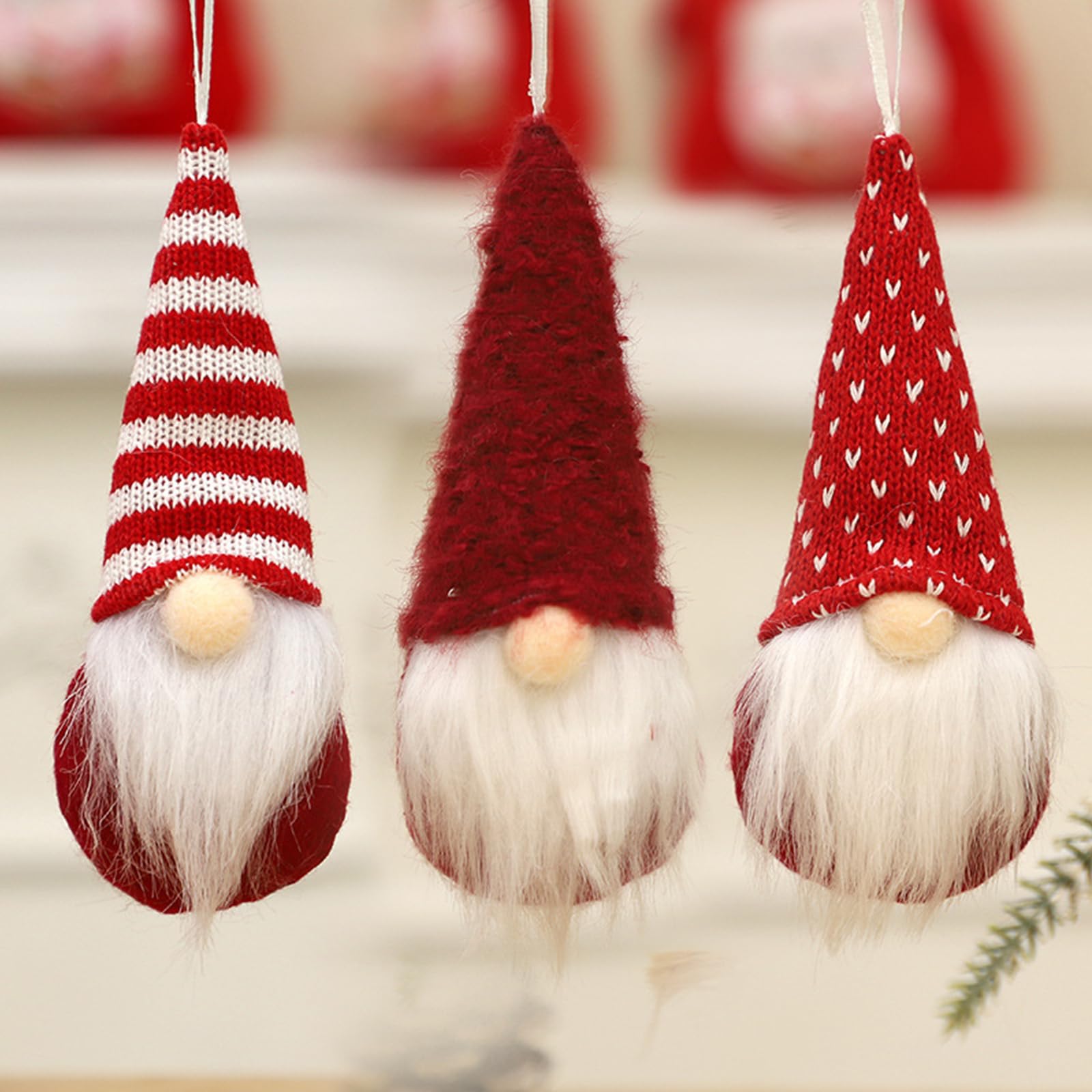 MSQ Lot de 3 décorations de Sapin de Noël à Suspendre - en Peluche | Fait à la main - Pour sapin de Noël, cheminée, maison - Rouge