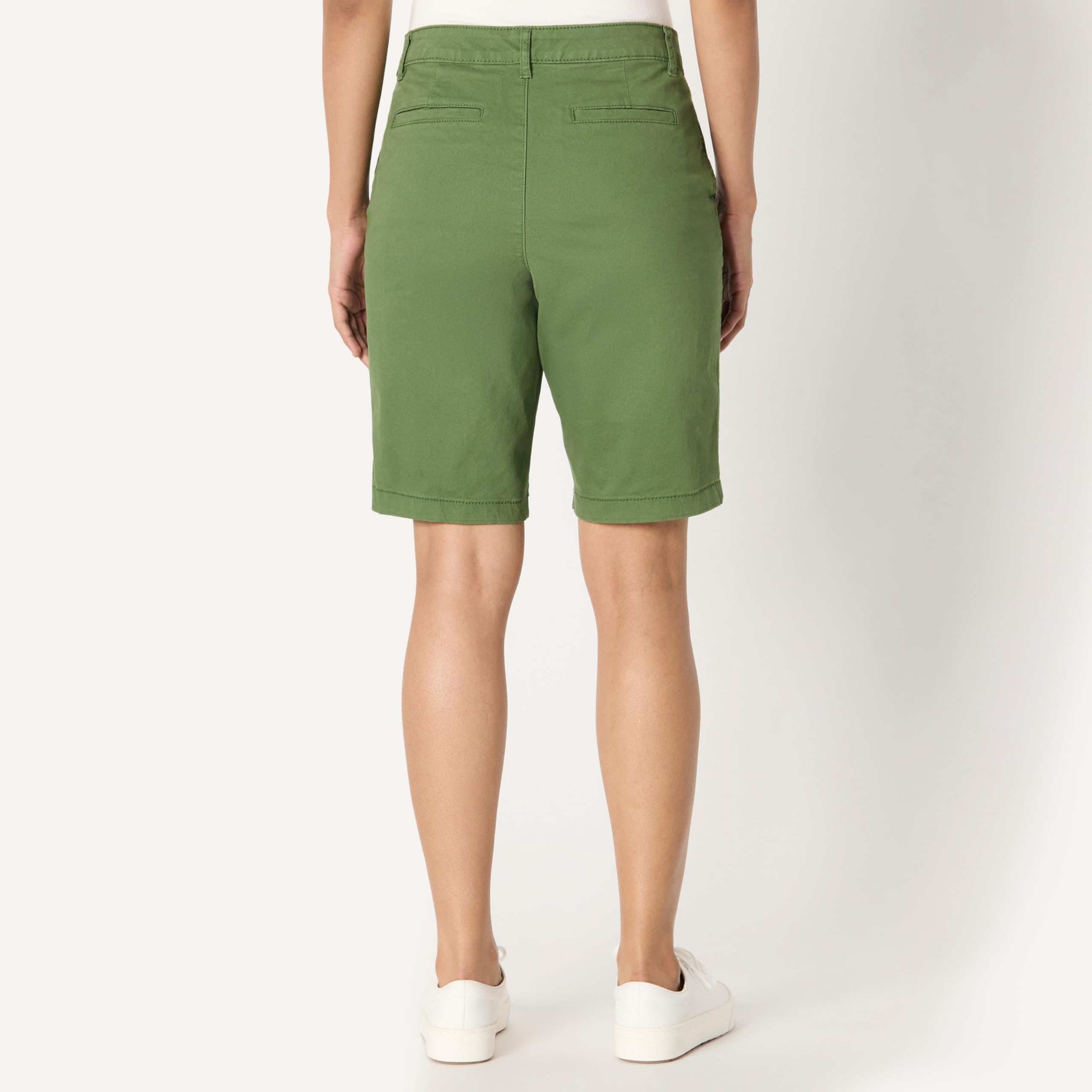 Amazon Essentials Bermuda Chino à Taille Mi-haute, Entrejambe de 25,0cm, Coupe Ajustée Femme