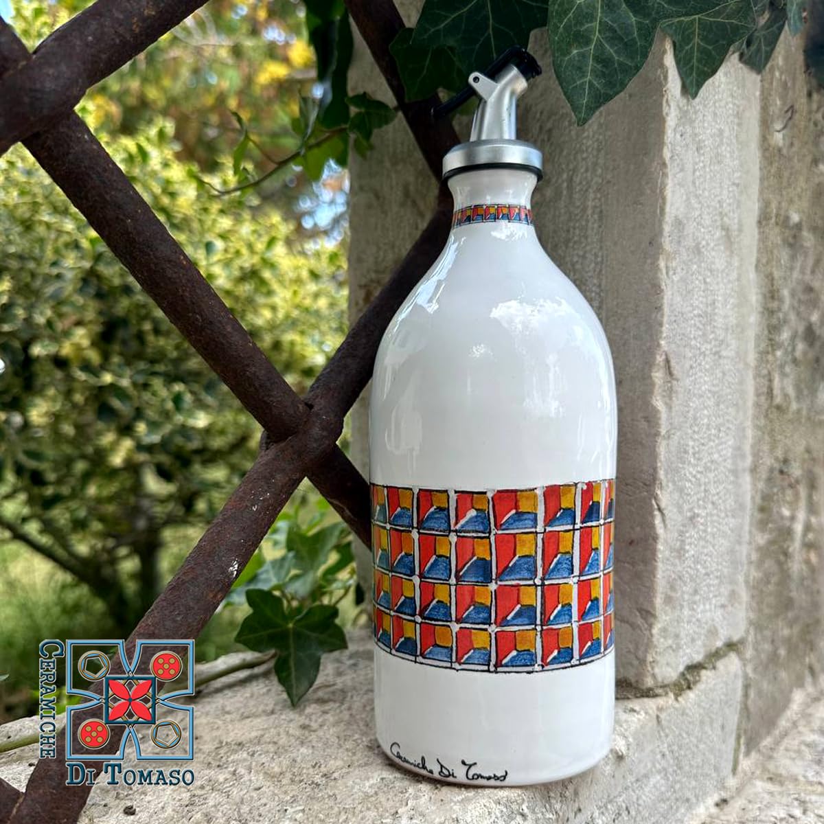 CERAMICHE DI TOMASO Oliera da Tavola in Ceramica per Olio, Aceto e Altri liquidi, con Dosatore Salvagoccia, Protegge l'olio per ridurre l'ossidazione - 500 ml - Facile da Pulire