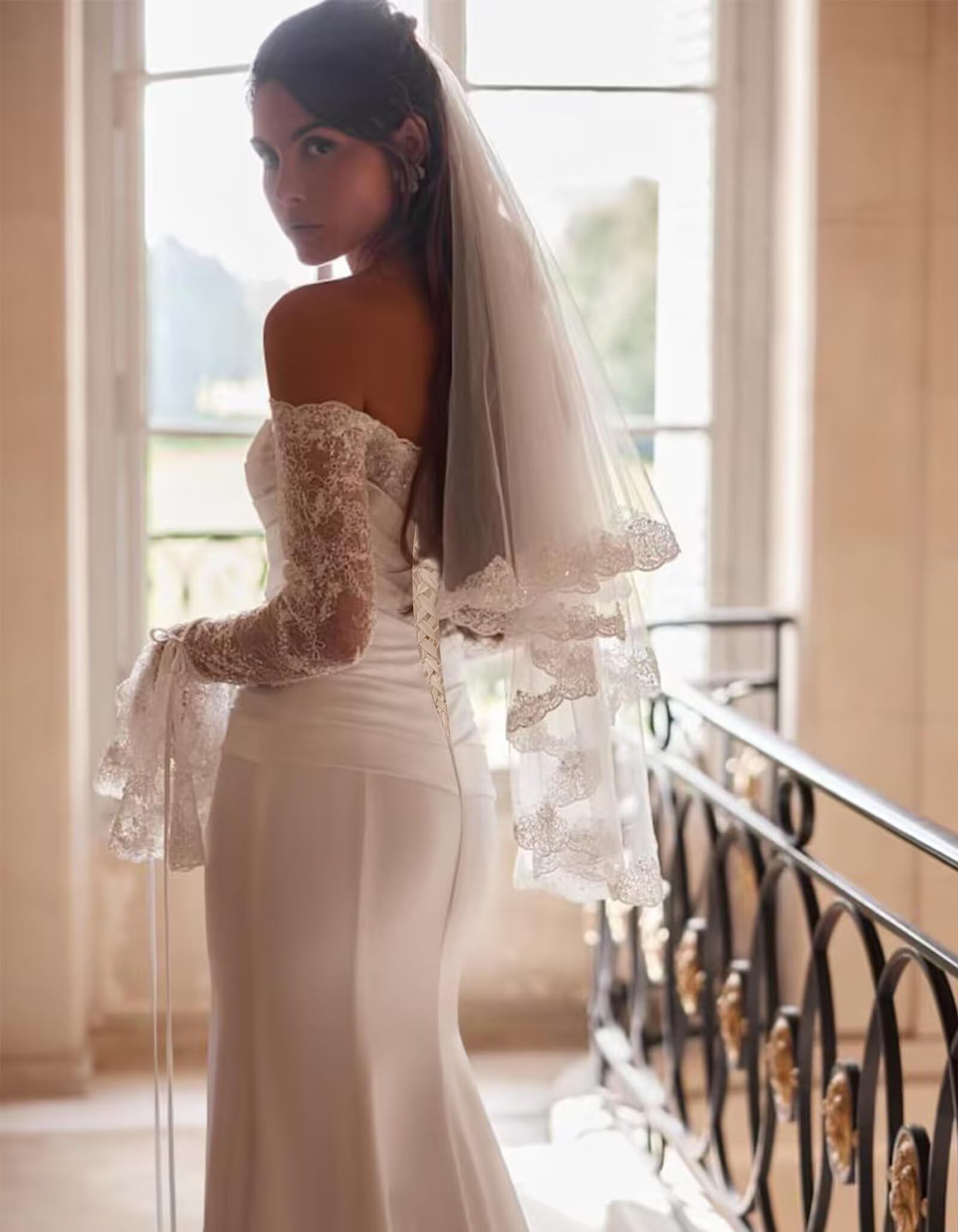 HUINI Hochzeitskleid für die Braut mit Spitzenapplikationen aus Satin Korsett Schulterfrei Meerjungfrau-Stil Brautkleid mit Schleppe