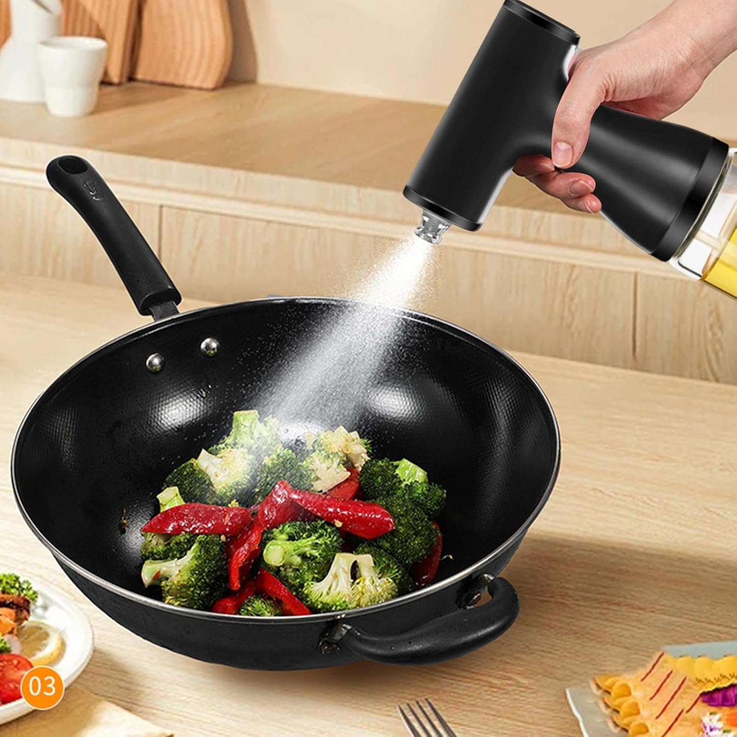 Cooking Spray Bottle Oil Dispenser - 250ML Glass Olive Oil Sprayer | Leak Proof TYPE-C Rechargeable Kitchen Bottle for Baking Grilling Frying Salad Prep Camping Buffet Outdoor Cooking