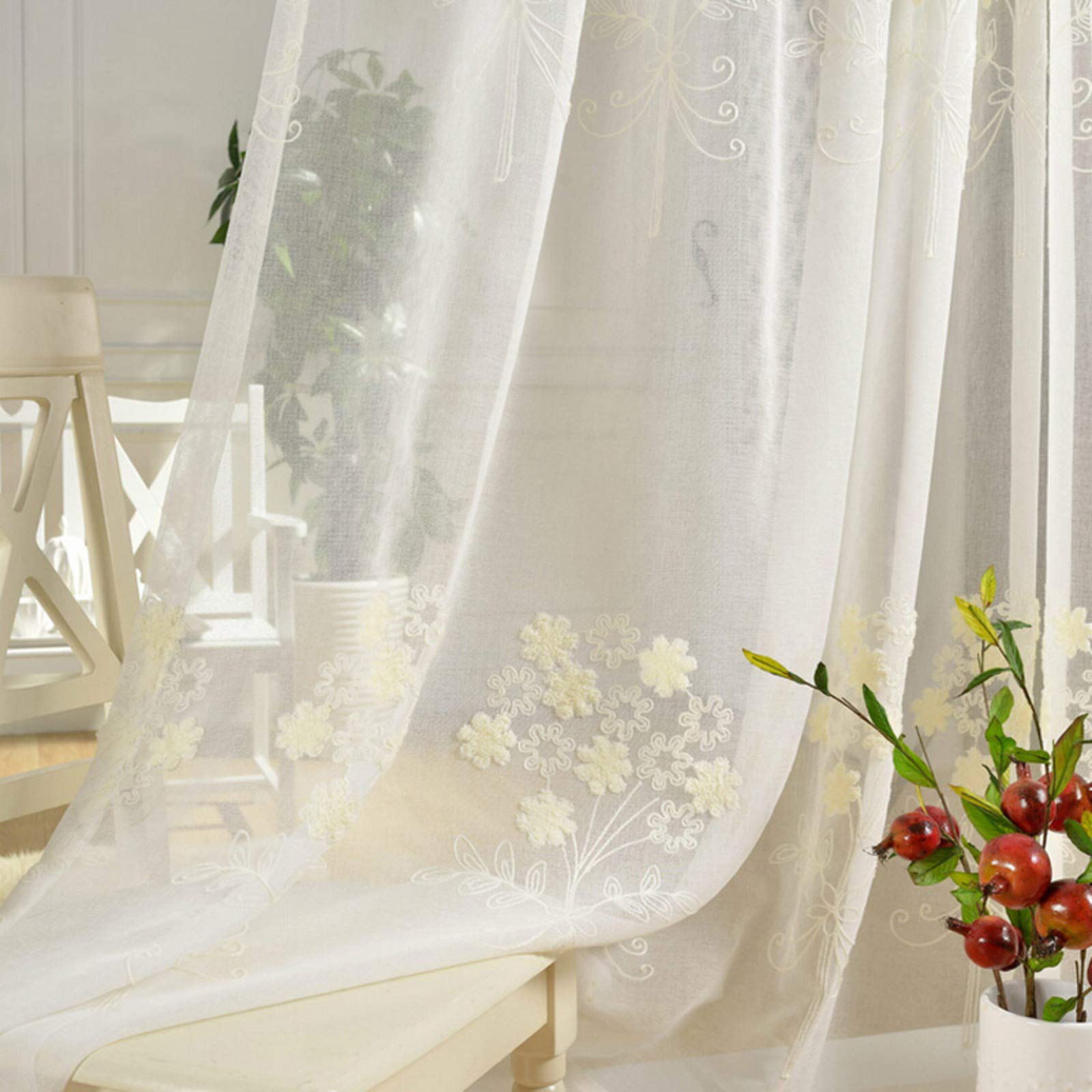 Rideau semi-transparent beige anti-vis-à-vis en tulle brodé rétro