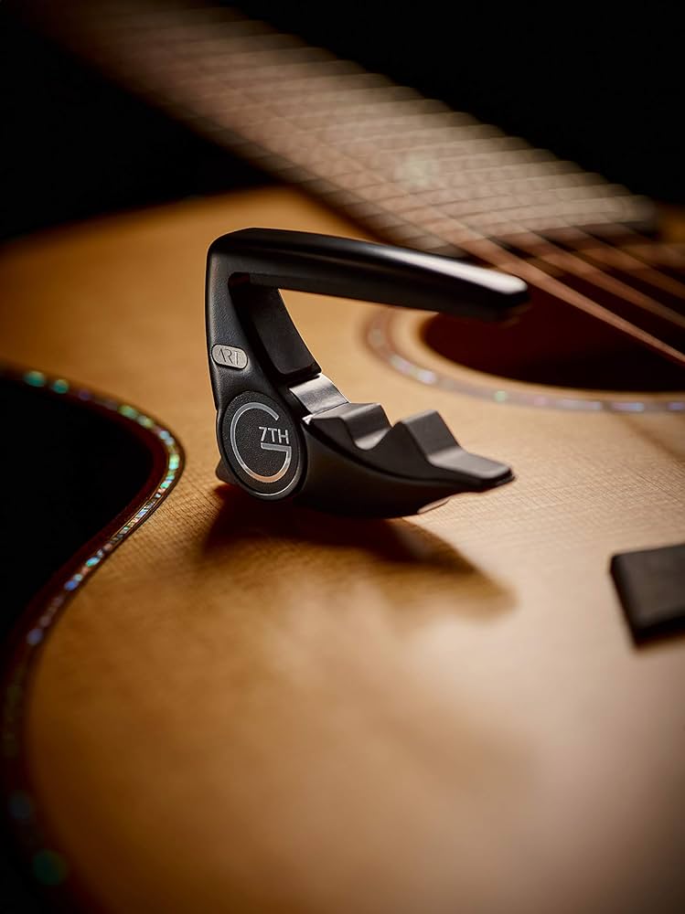 Performance 3 ART Capo Gold（6弦用） tp105-0215409_m.jpg