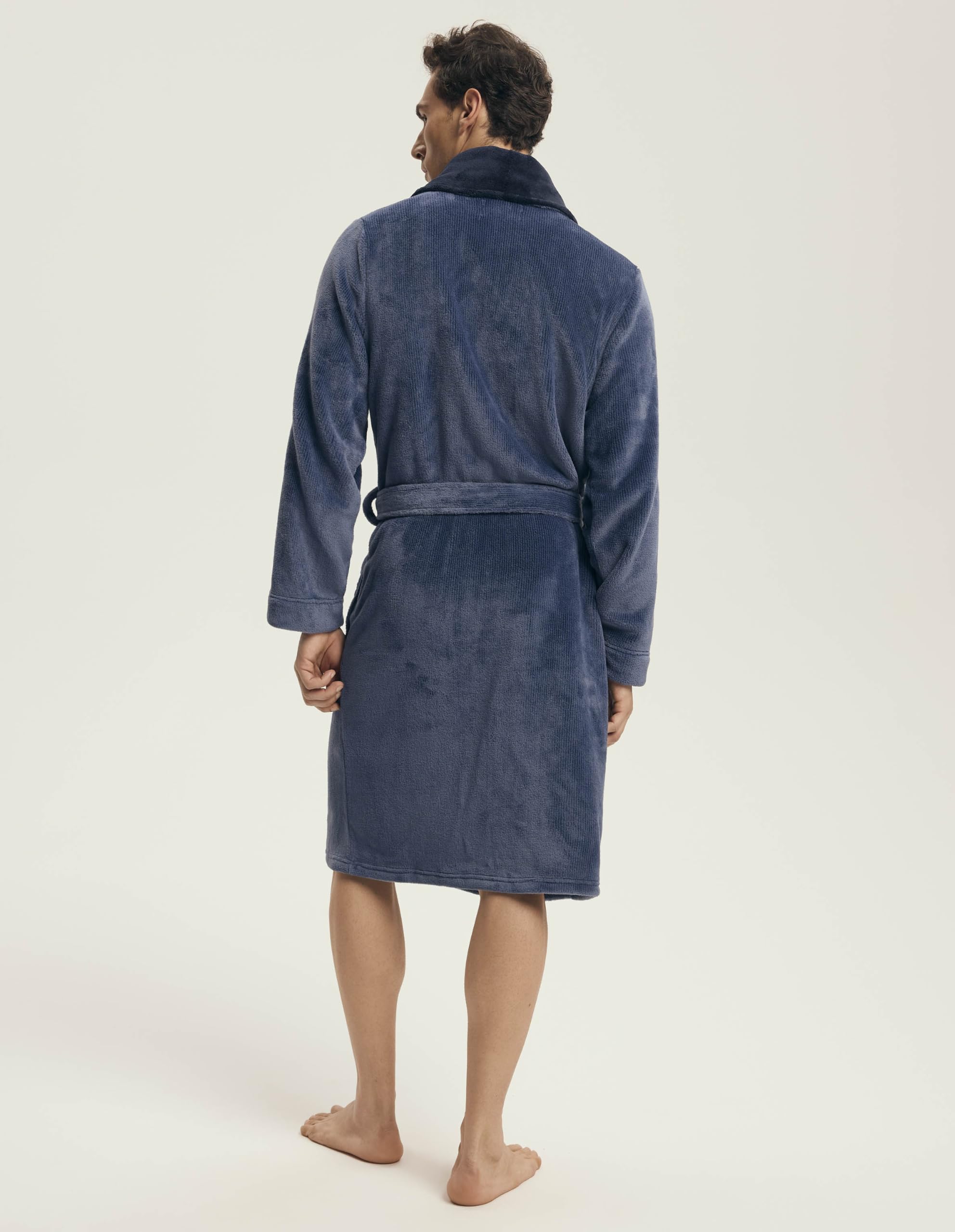 HENDERSON Men's Dressing Gown with Pockets Belt Sauna Gown Made of Microfibre Soft Warm Long Fluffy L - XXL Dark Blue