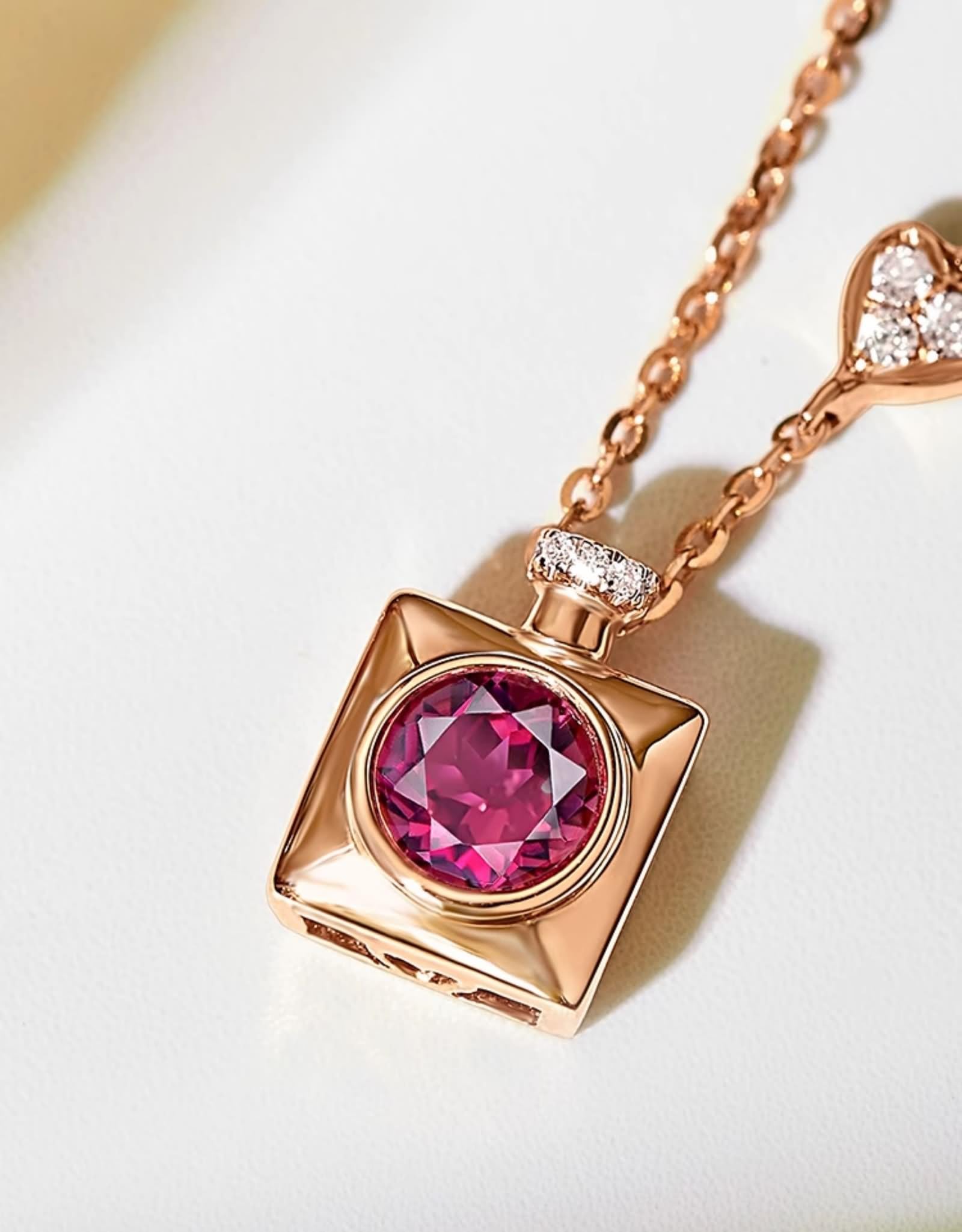 Biżuteria damska łańcuszek, łańcuszek damski na wesele, kwadratowy wisiorek z 0,25 ct/0,4 ct okrągły turmalin i diament srebro próby 925 / różowe złoto