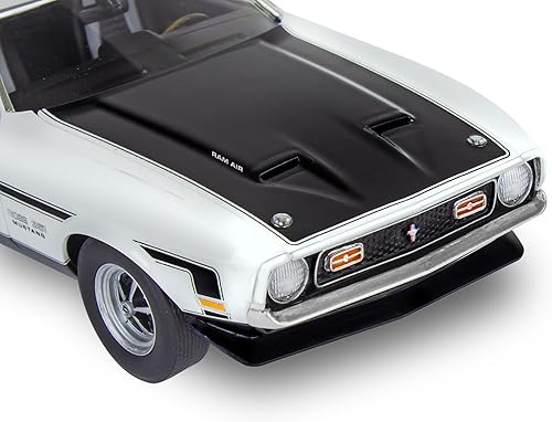 Miniatura 7 de Revell 14512 1971 Ford Mustnag Boss 351 Escala 125 129 piezas Nivel de habilidad 4 Modelo Kit de construcción de automóviles
